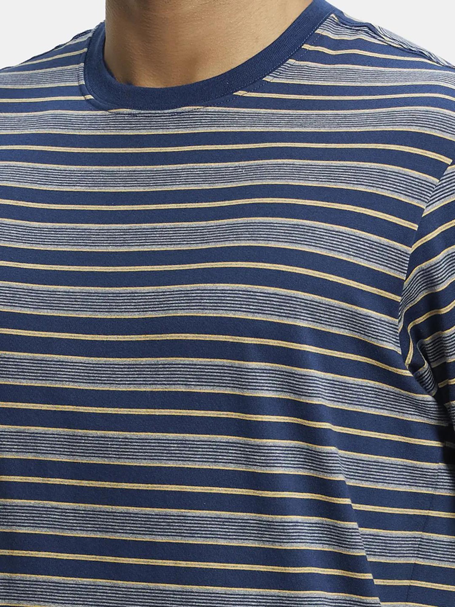 Crimsoune Club White Cotton Regular Fit Printed Lounge Shorts