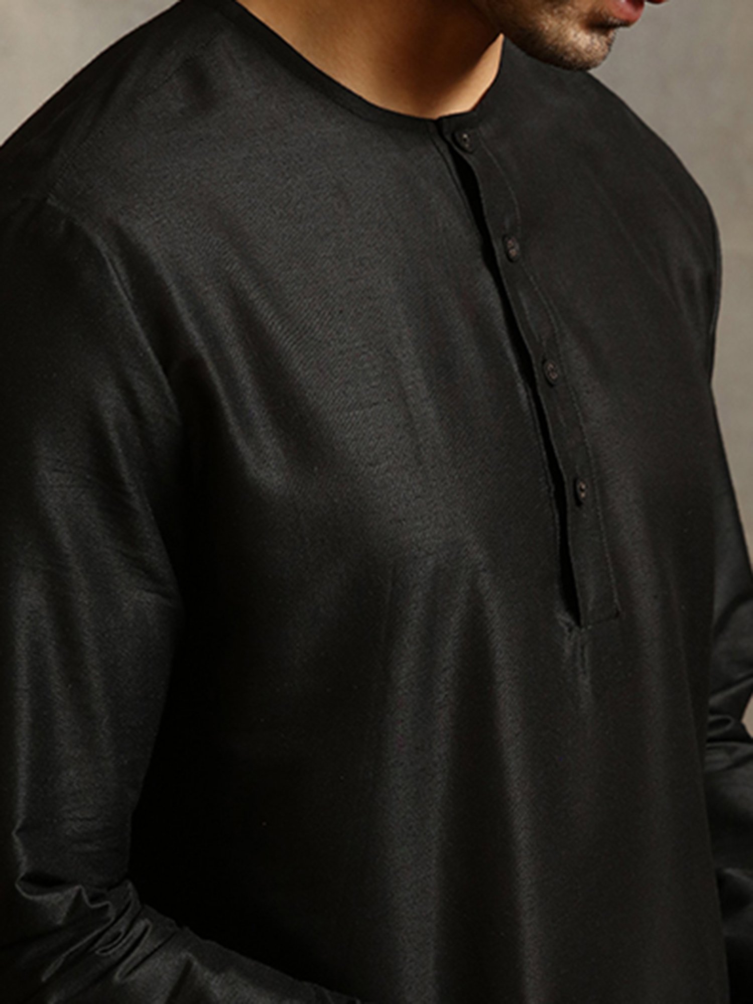 Abhishti Black Regular Fit Banarasi Kurta & Straight Pants