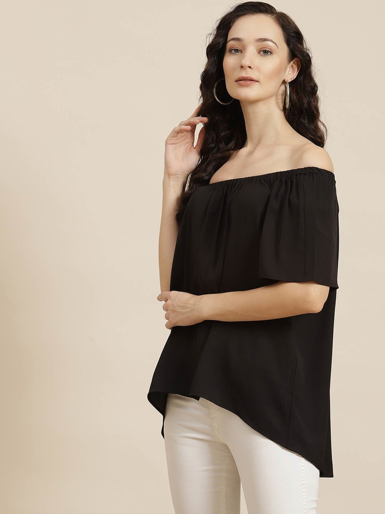 Qurvii Black Loose Fit Top