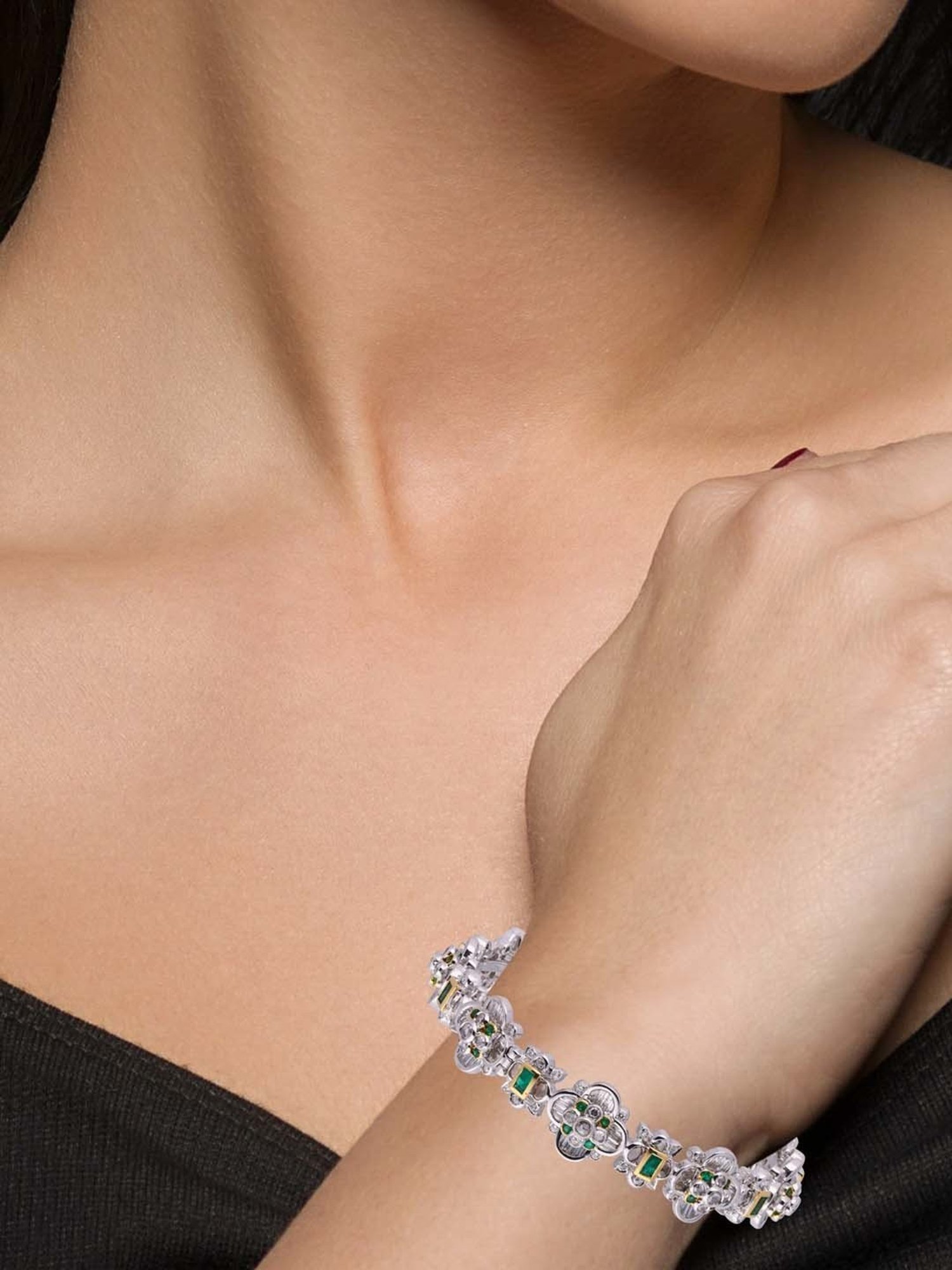 CKC Radiant Elegance: White Gold Diamond Kada Bracelet with Uncut Diamond and Emerald