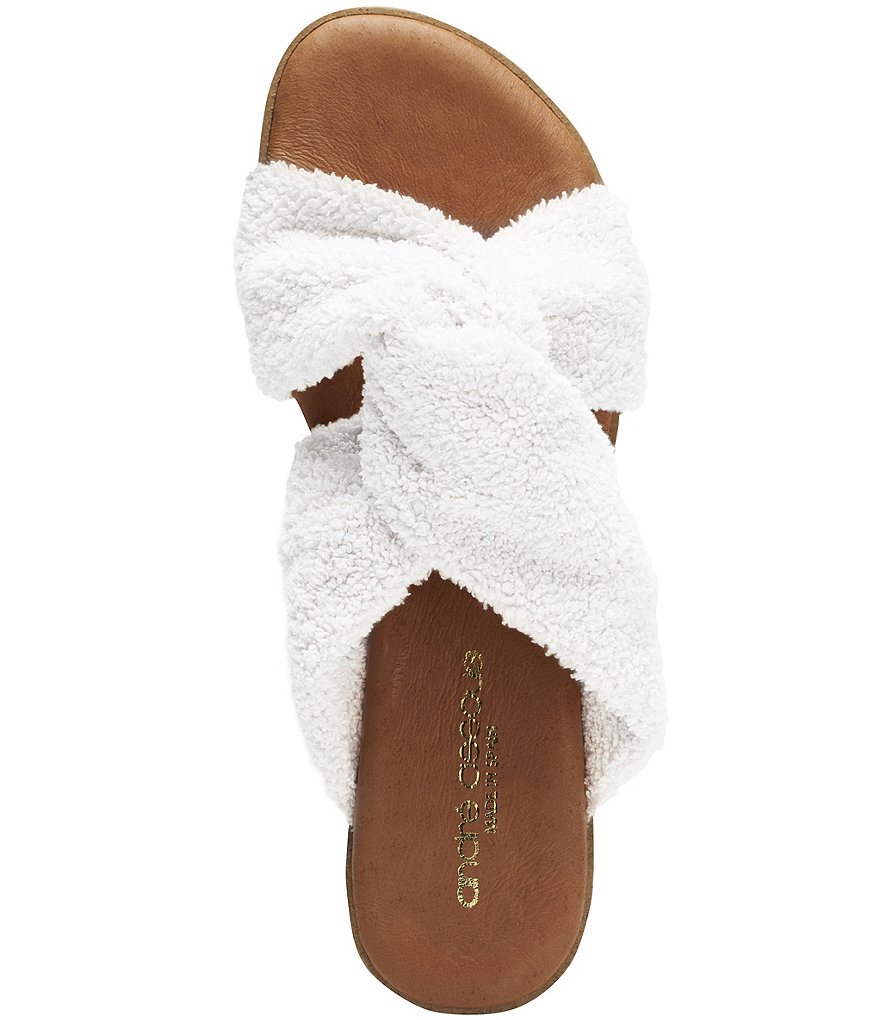 Andre Assous Tristan Featherweights&trade; Terry Cloth Slides