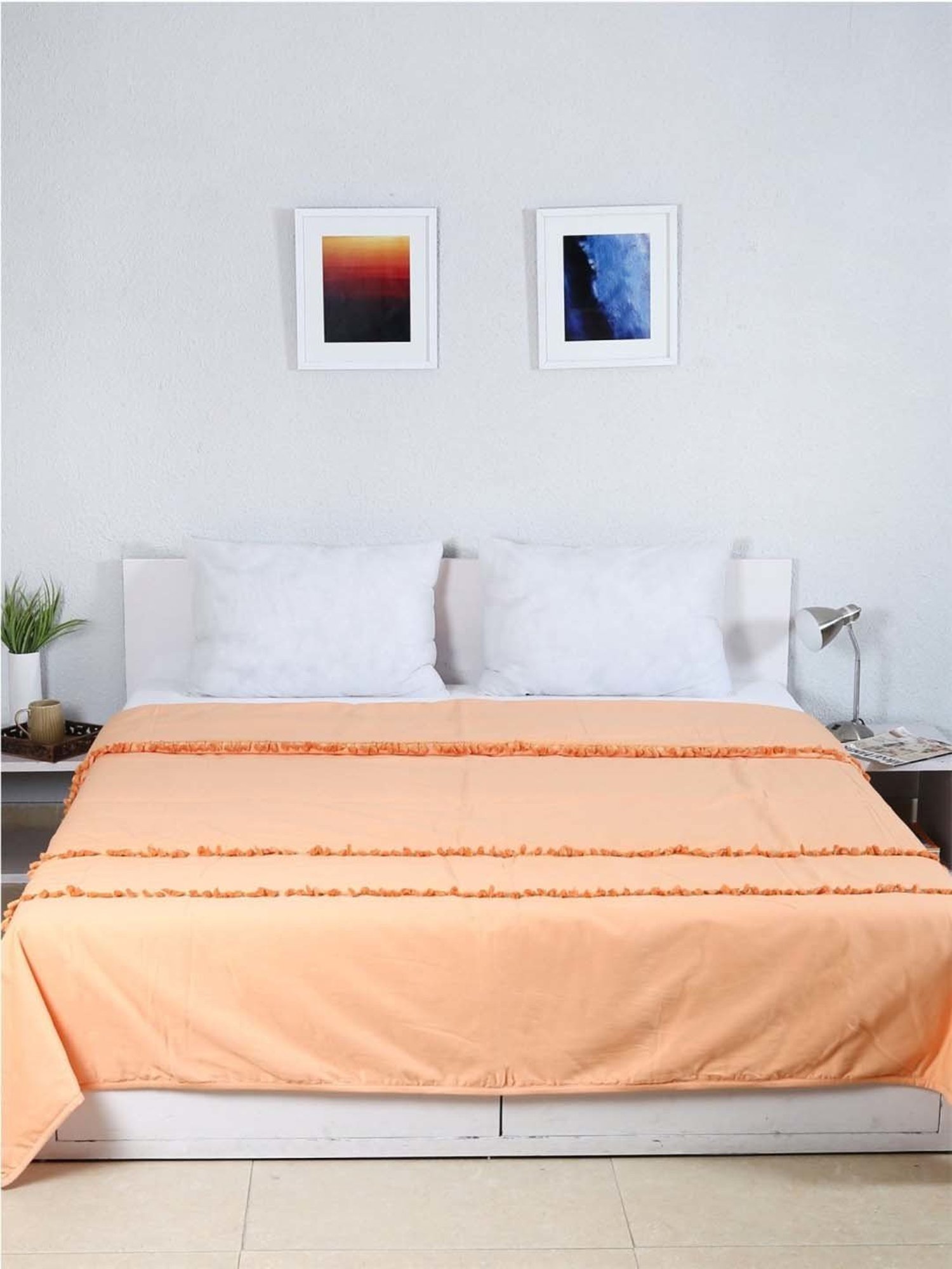 DDECOR Live beautiful Geometric Insignia Dove 210 TC Cotton Comforters - Set of 3