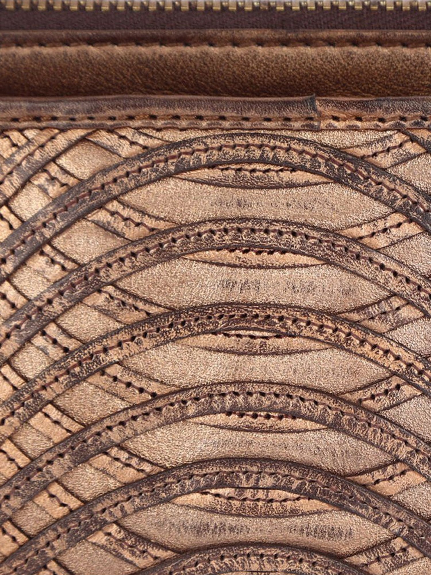 KOMPANERO Doria Metallic Bronze Leather Textured Bi-Fold Wallet