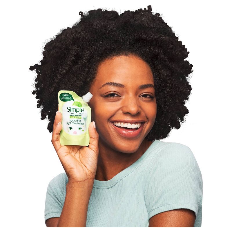 Simple Kind to Skin Hydrating Light Facial Moisturizer - 1.69 fl oz