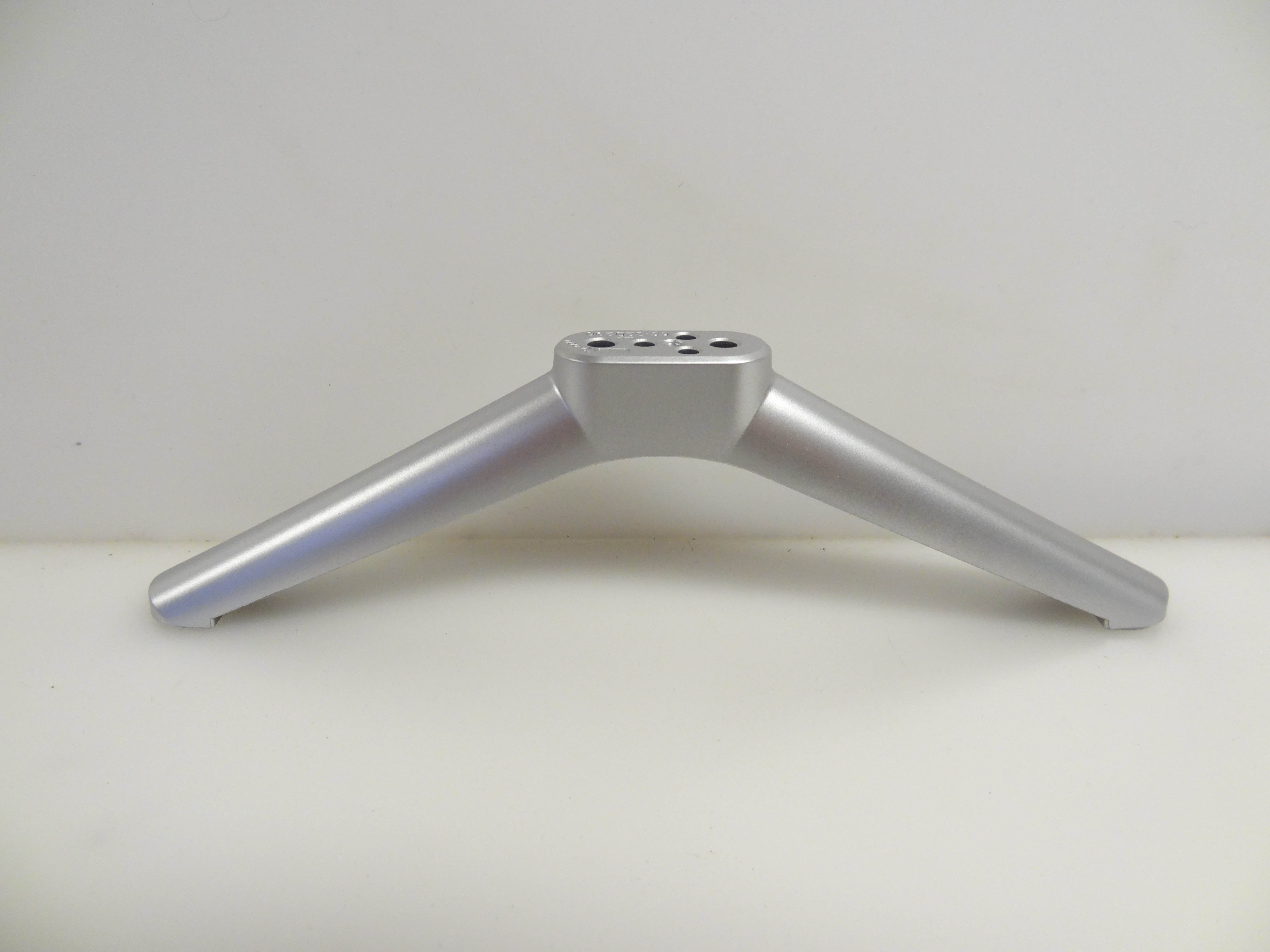 TCL 32S305 Stand Legs W/Screws - NEW(68-32D290 S8-32D2900-BS4)