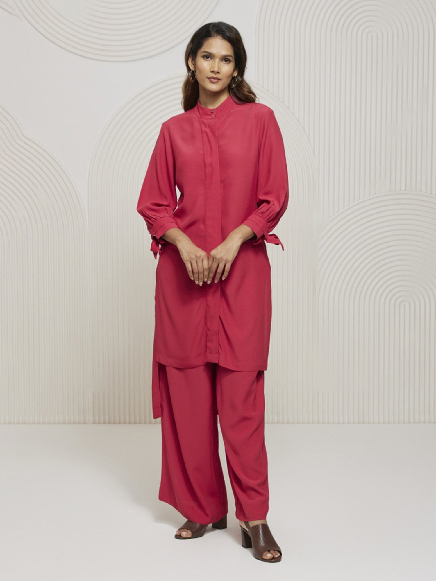 Artagai Tea Berry Broad Concealed Placket Kurta with Wide Cropped Trousers