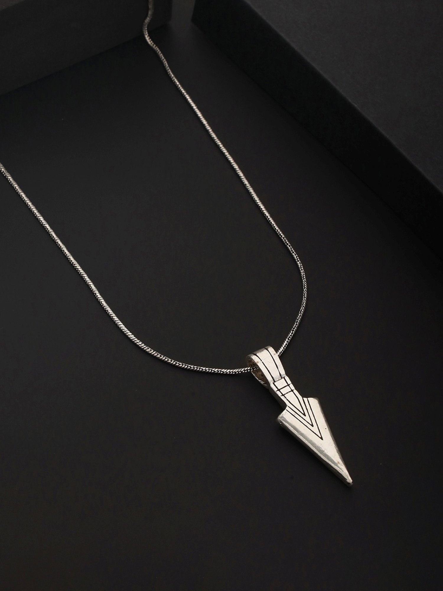 Bold by Priyaasi Striped Arrow Black Casual Pendant With Chain for Men