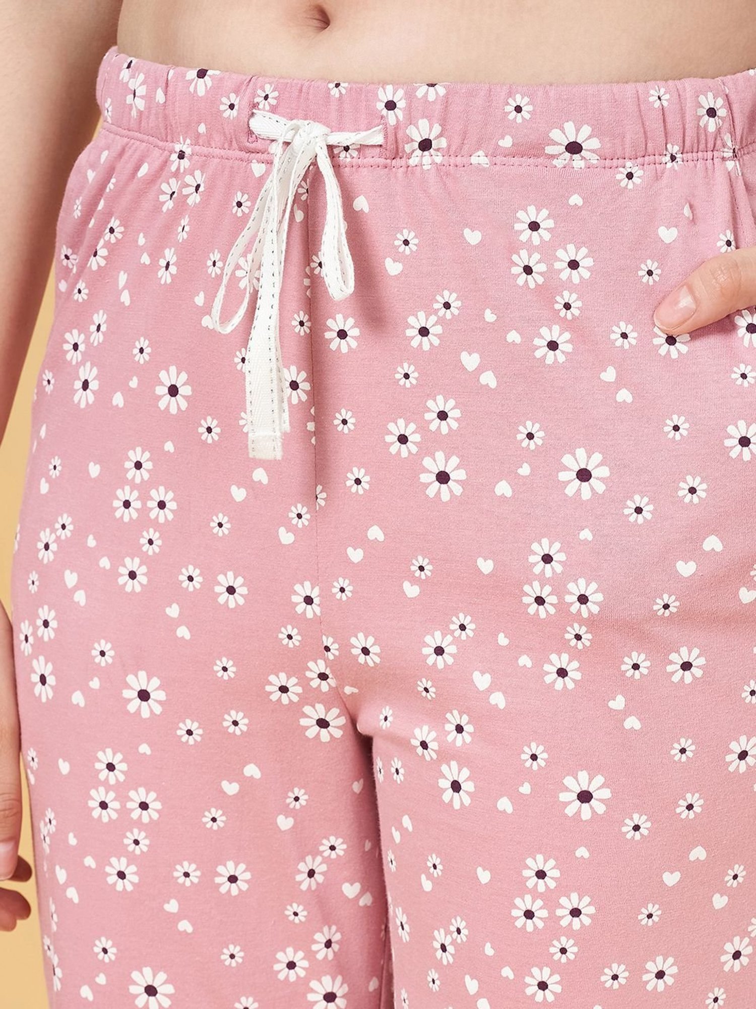 Dreamz by Pantaloons Pink Cotton Printed Capris
