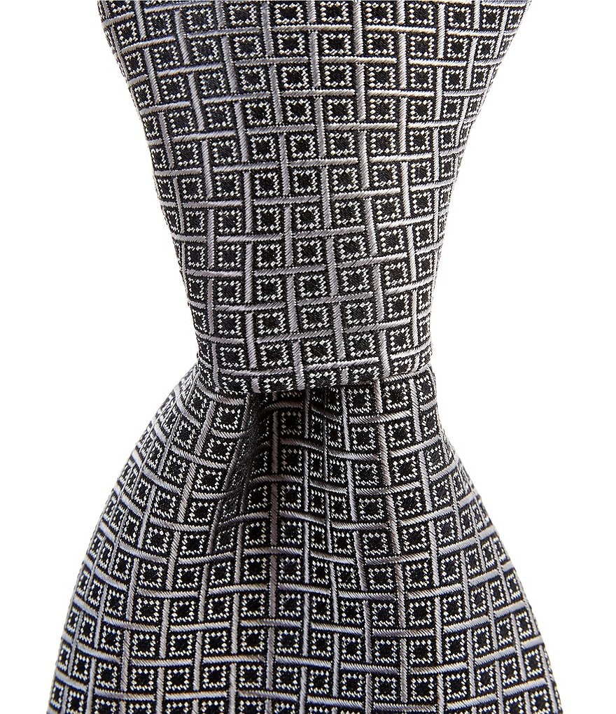 Roundtree & Yorke Big & Tall Randall Solid Non-Solid Traditional 3 3/8#double; Silk Tie