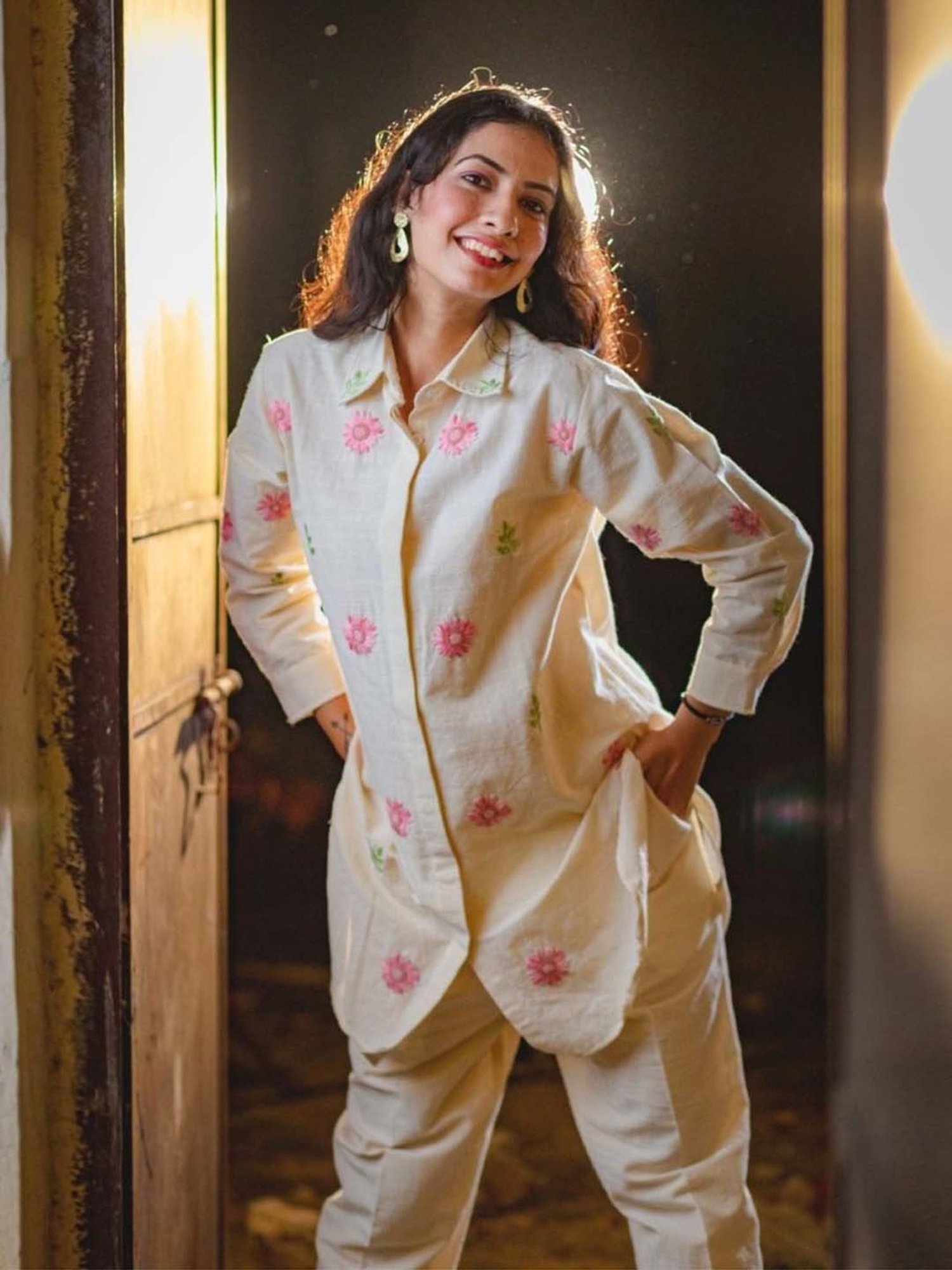 Mushio Off White Nargis Handwoven Cotton Slub Shirt