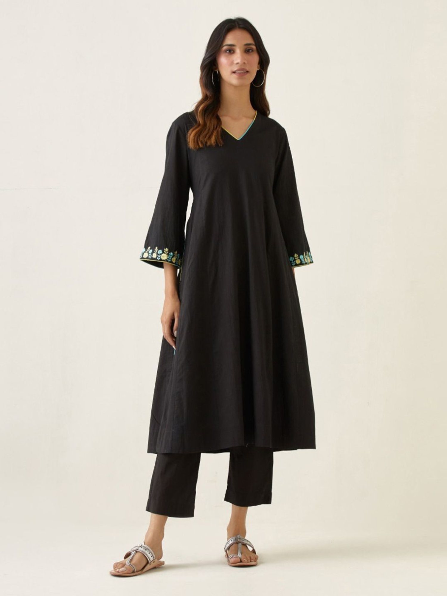 Vinusto Black, Blue & Yellow Summer Nostalgia Kurta with Pant and Dupatta