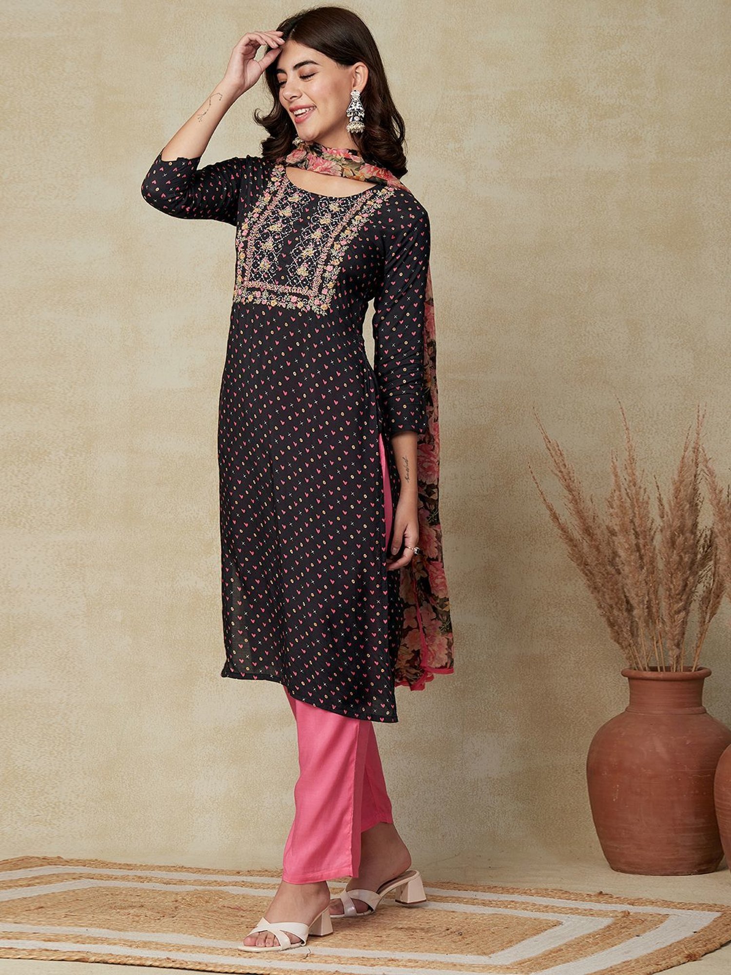 Fashor Black & Pink Printed Kurta Pant Set With Dupatta