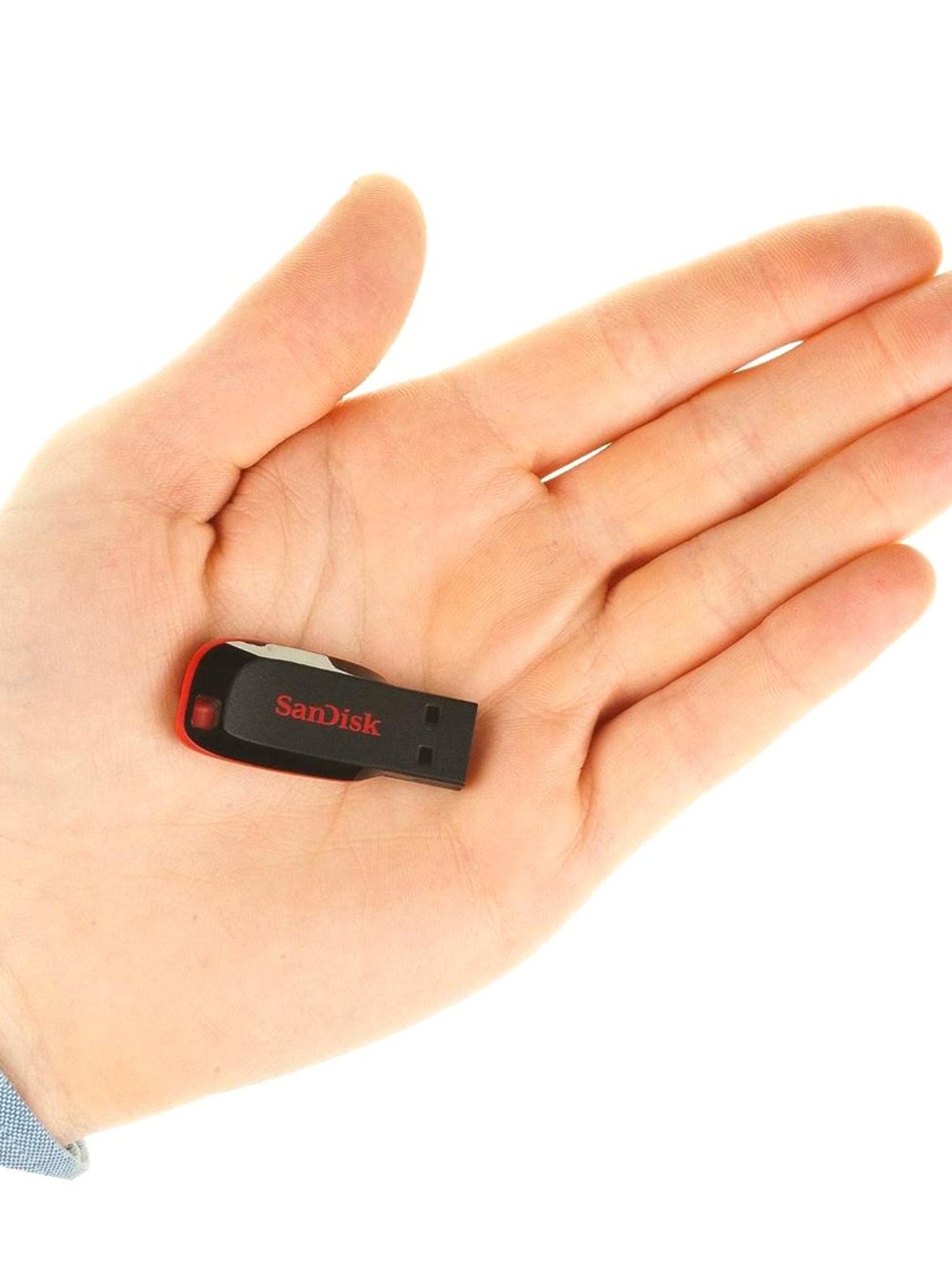 SANDISK SDCZ50-016G-B35 16 GB Pen Drive Black