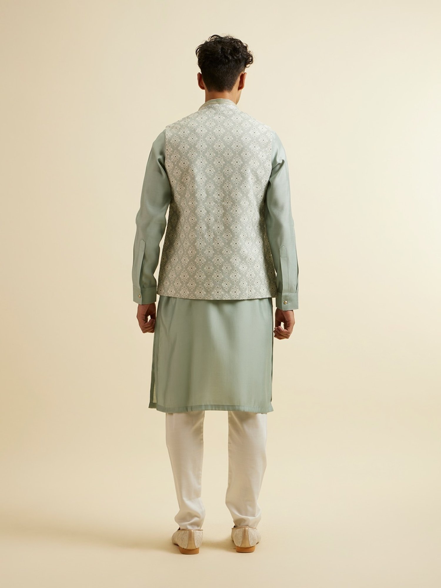 Manyavar Green Regular Fit Embroidered Nehru Jacket