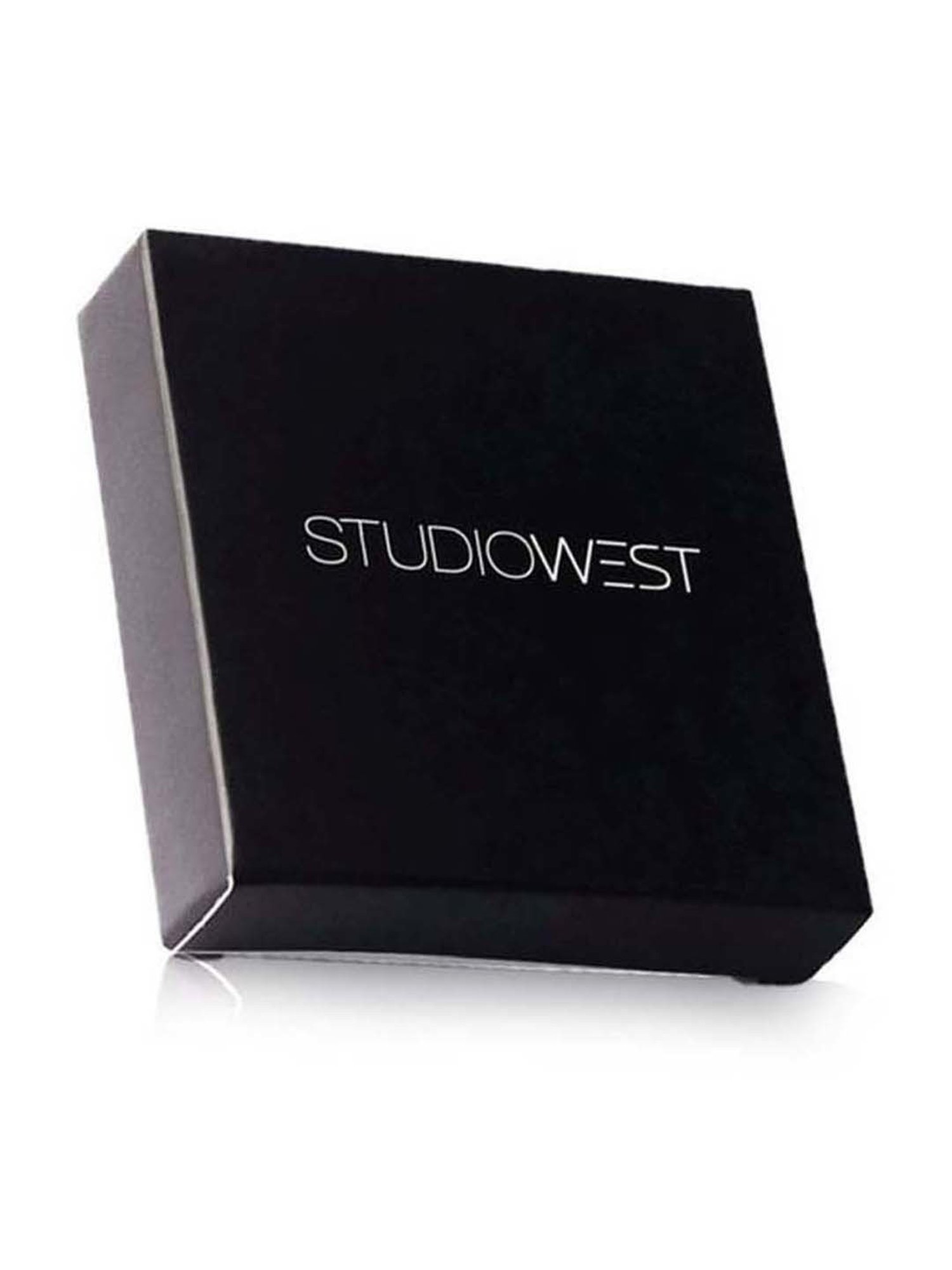 Studiowest Weightless Matte Compact Walnut - 9 gm