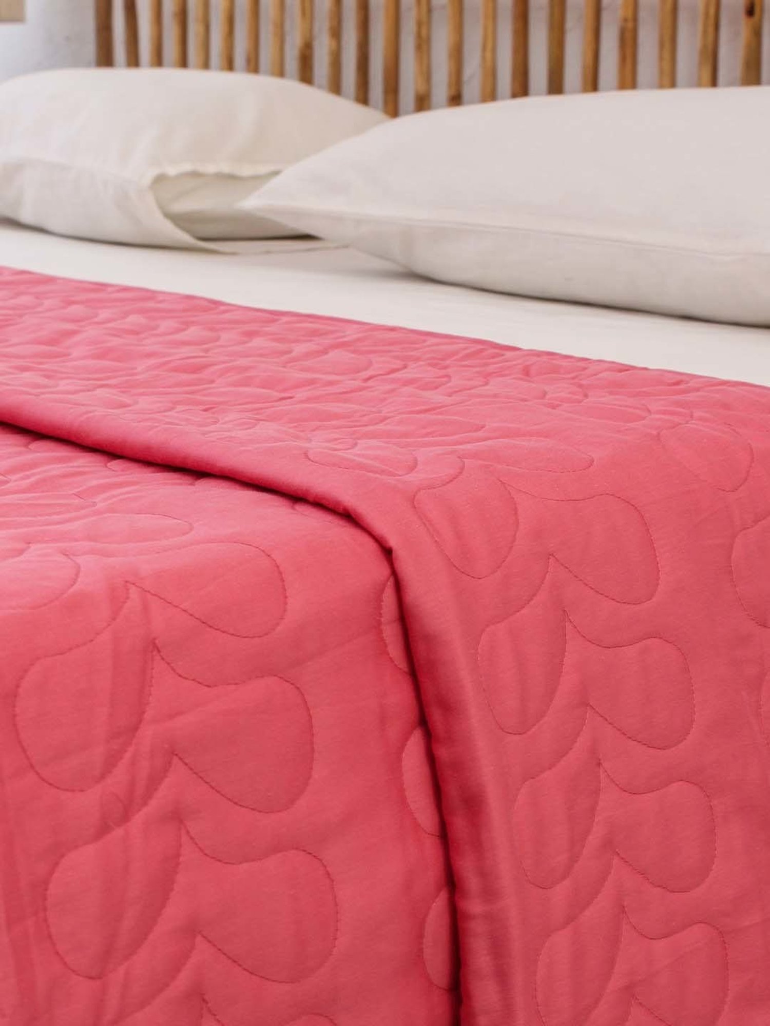 House This Kaliveli Dark Pink 150 TC Cotton Double Bedcover