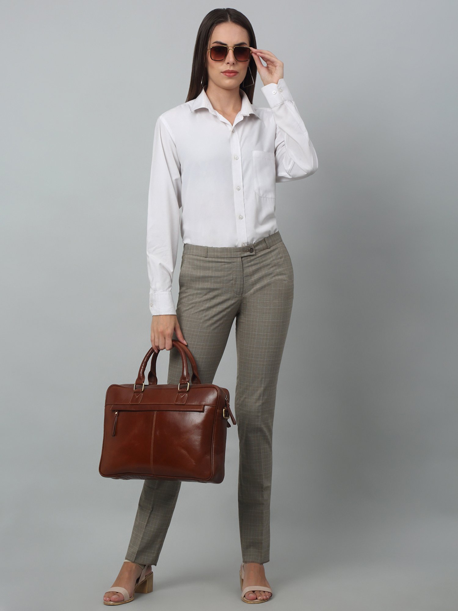 Crozo By Cantabil Brown Checks Regular Fit Mid Rise Trousers