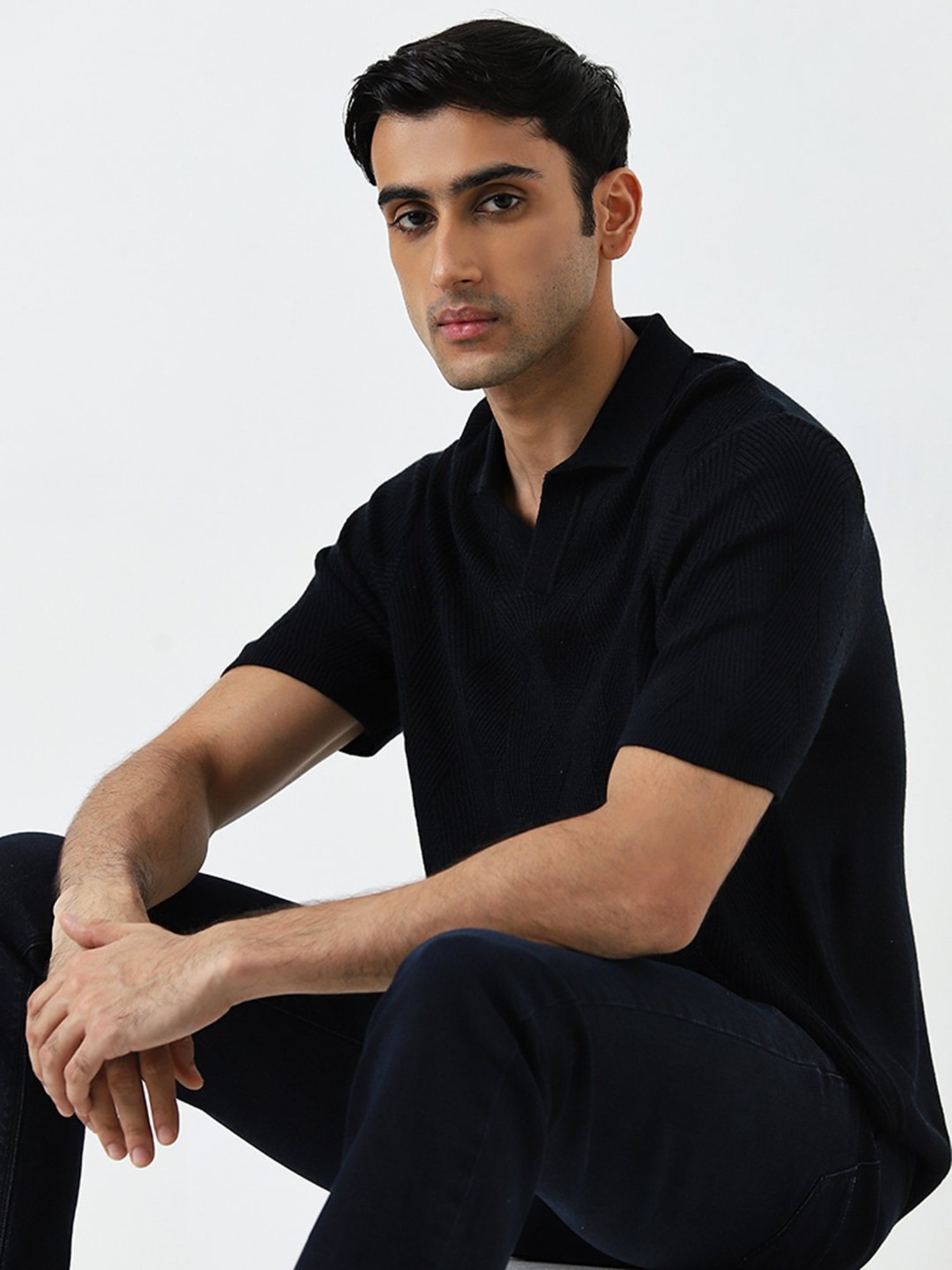 Levi's Pink Cotton Slim Fit Texture Henley T-Shirt