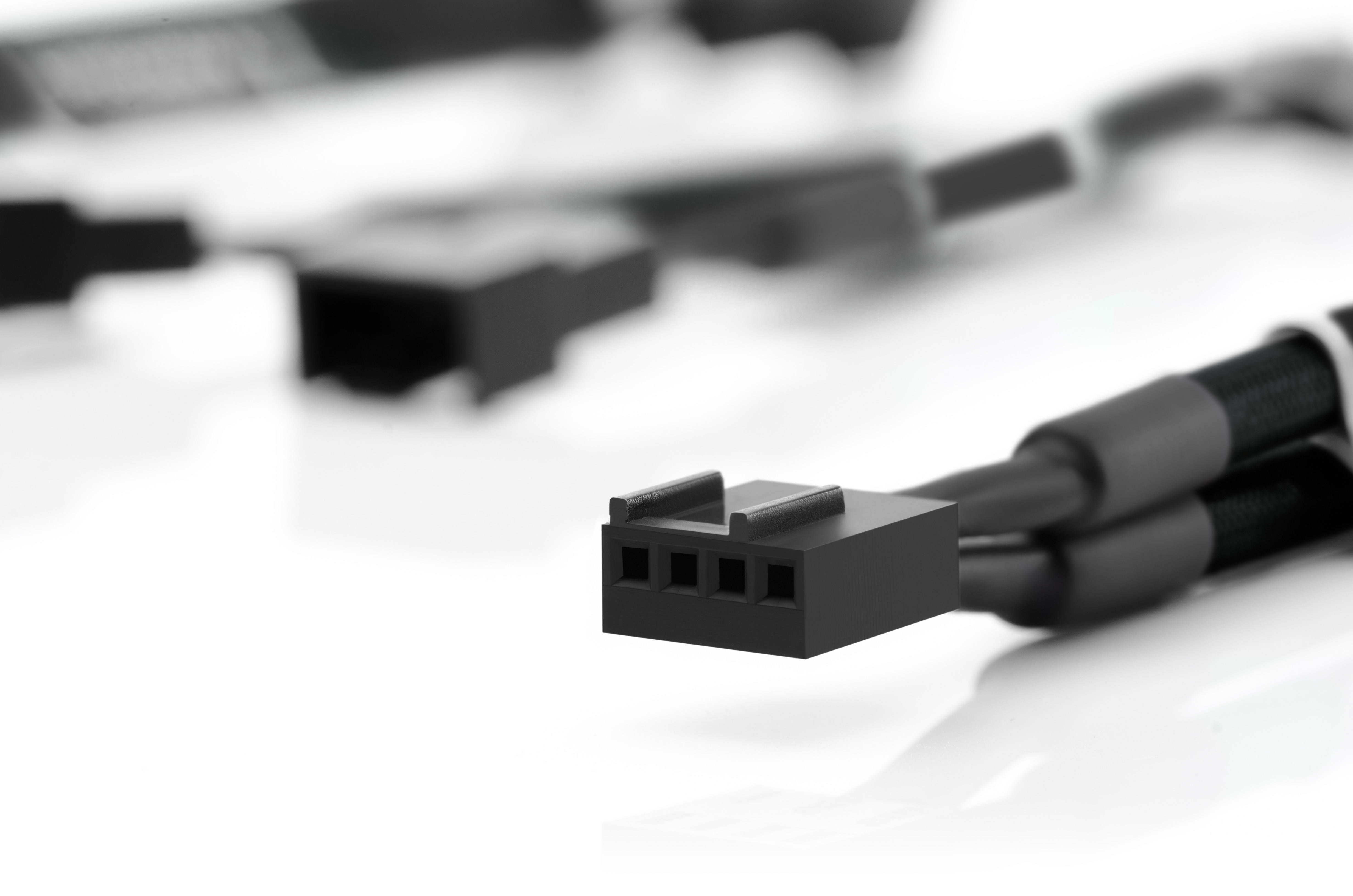 Noctua NA-SYC1 chromax.white, 4-Pin Y-Cables (White)