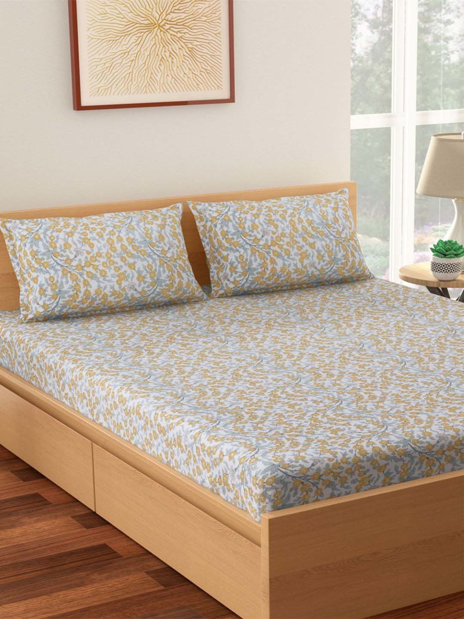 Living Scapes by Pantaloons Yellow & Grey Cotton Bedsheet With 2 Pillow Covers