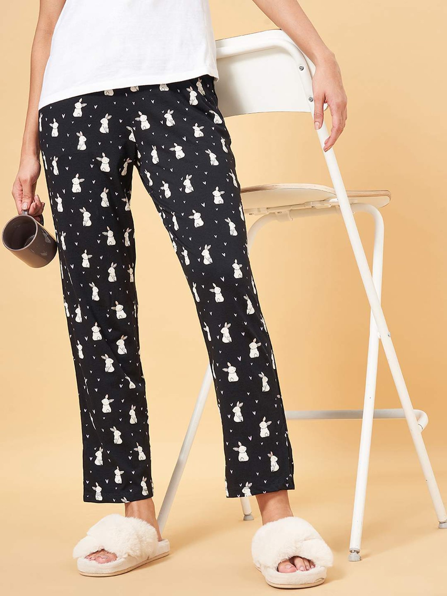 Dreamz by Pantaloons Jet Black Cotton Printed Pyjamas