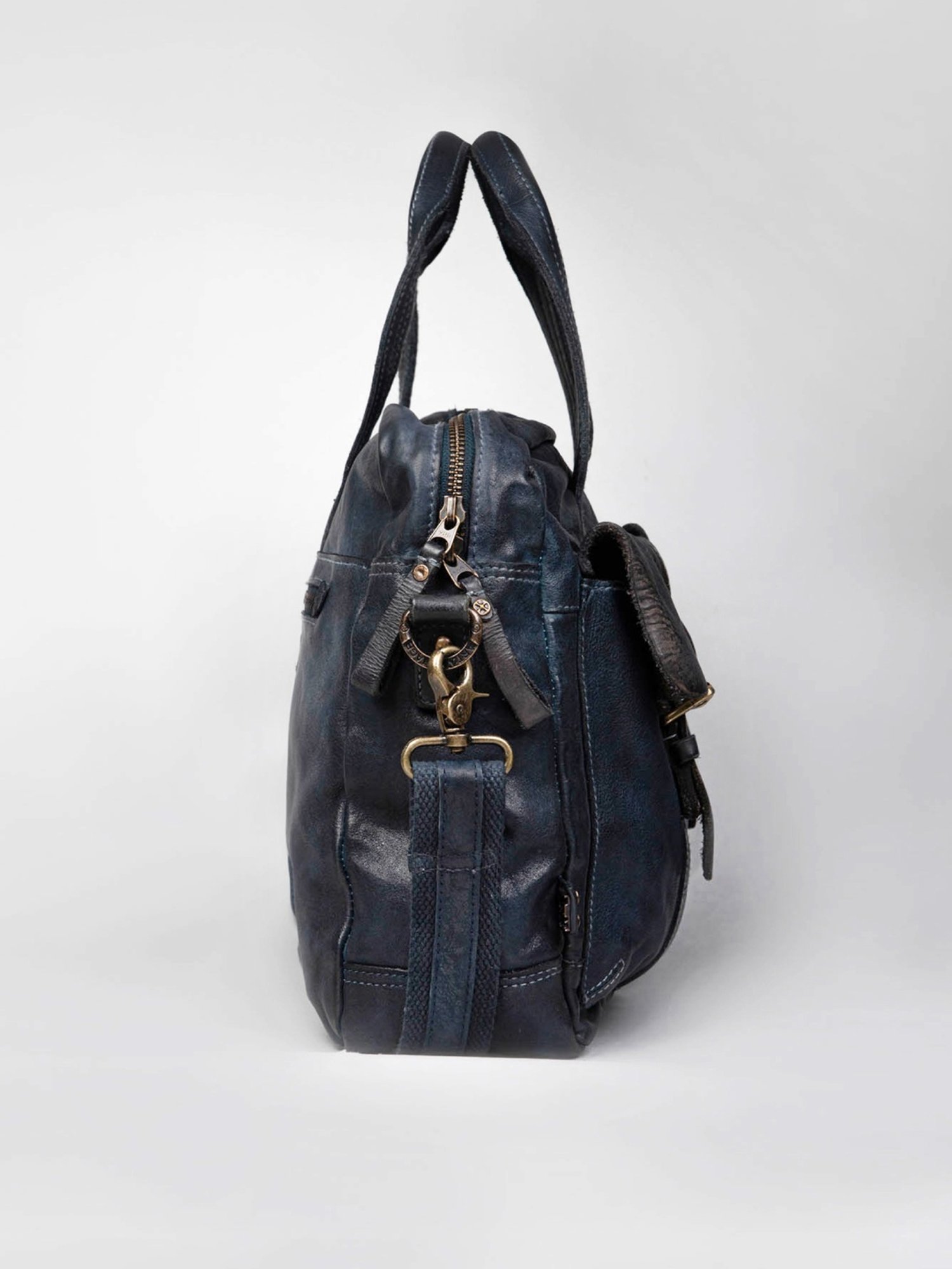 Art N Vintage Logan Navy Leather Solid Large Laptop Messenger Bag