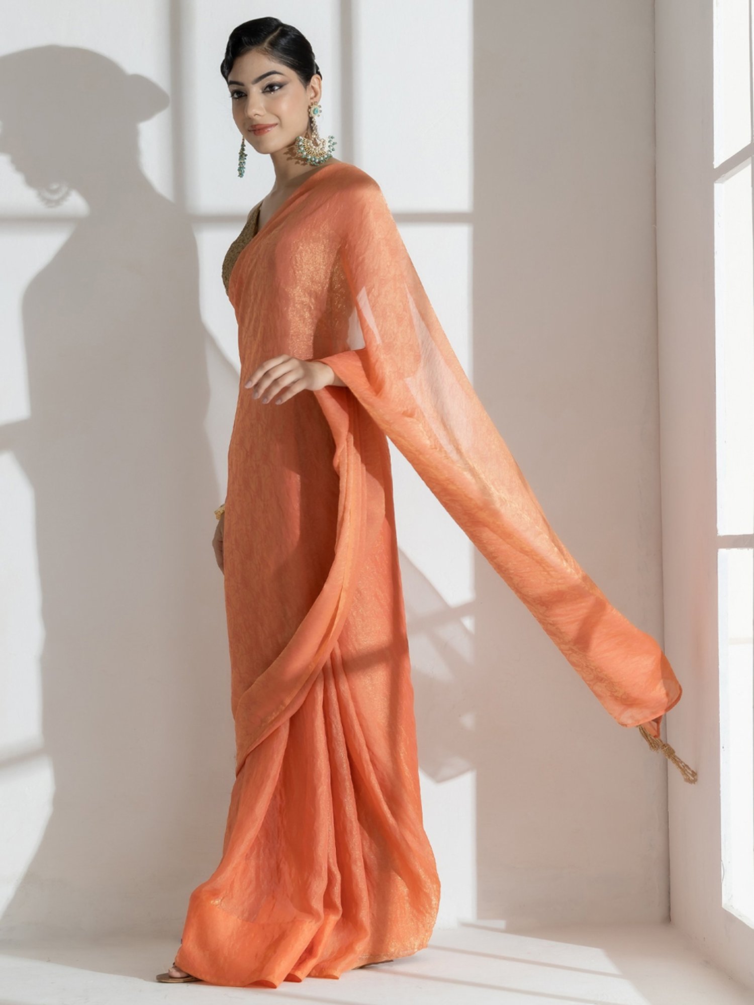 Swtantra Peach Woven Saree Without Blouse