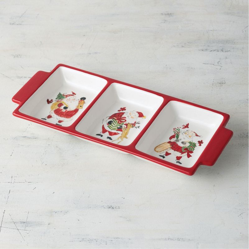 Silver Buffalo Peanuts Holiday Snoopy 16oz Pint Glasses with Ice Tray Set