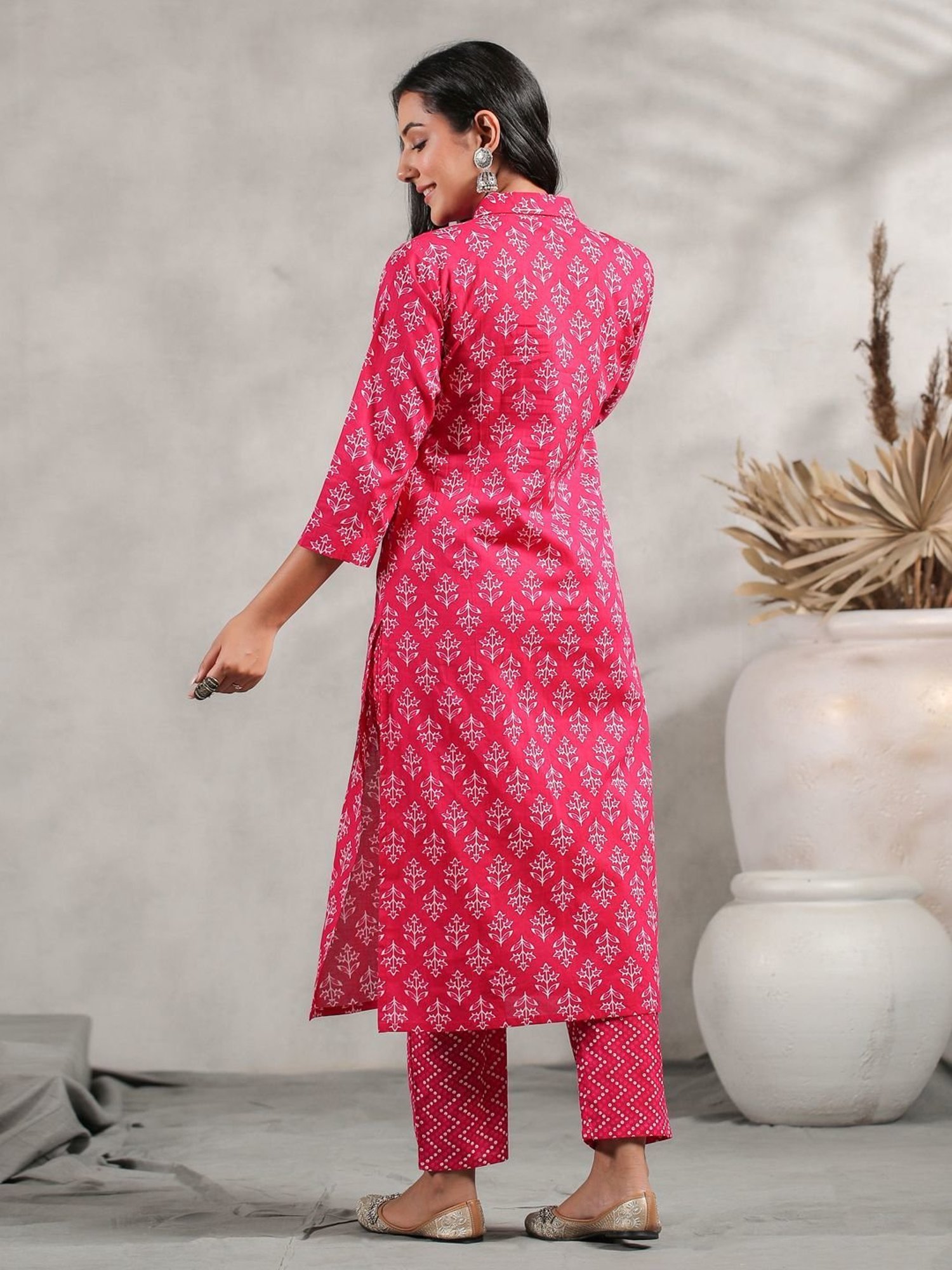 Anubhutee Pink Cotton Floral Print Kurta Pant Set