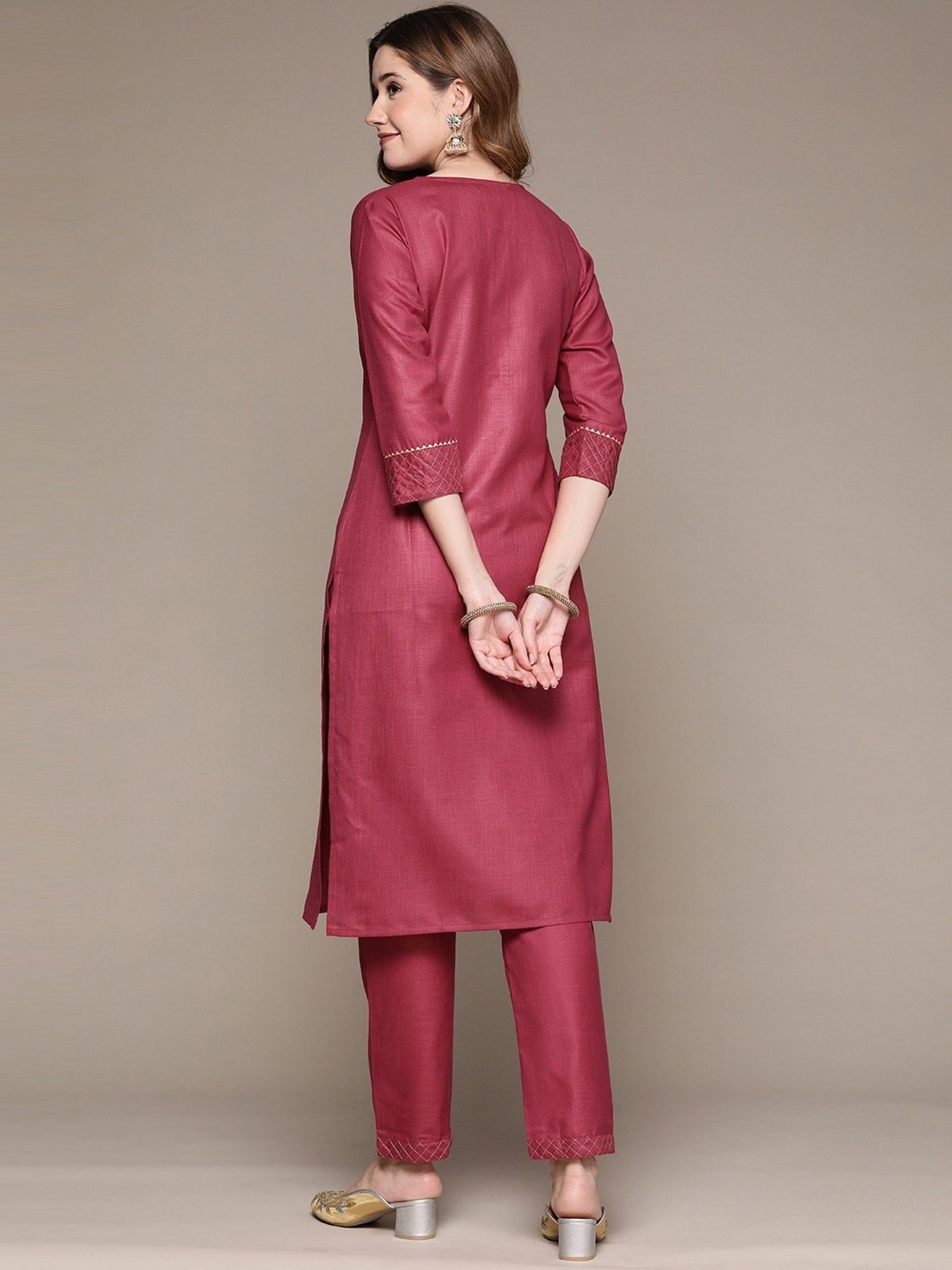 Anubhutee Purple Embroidered Kurta Pant Set