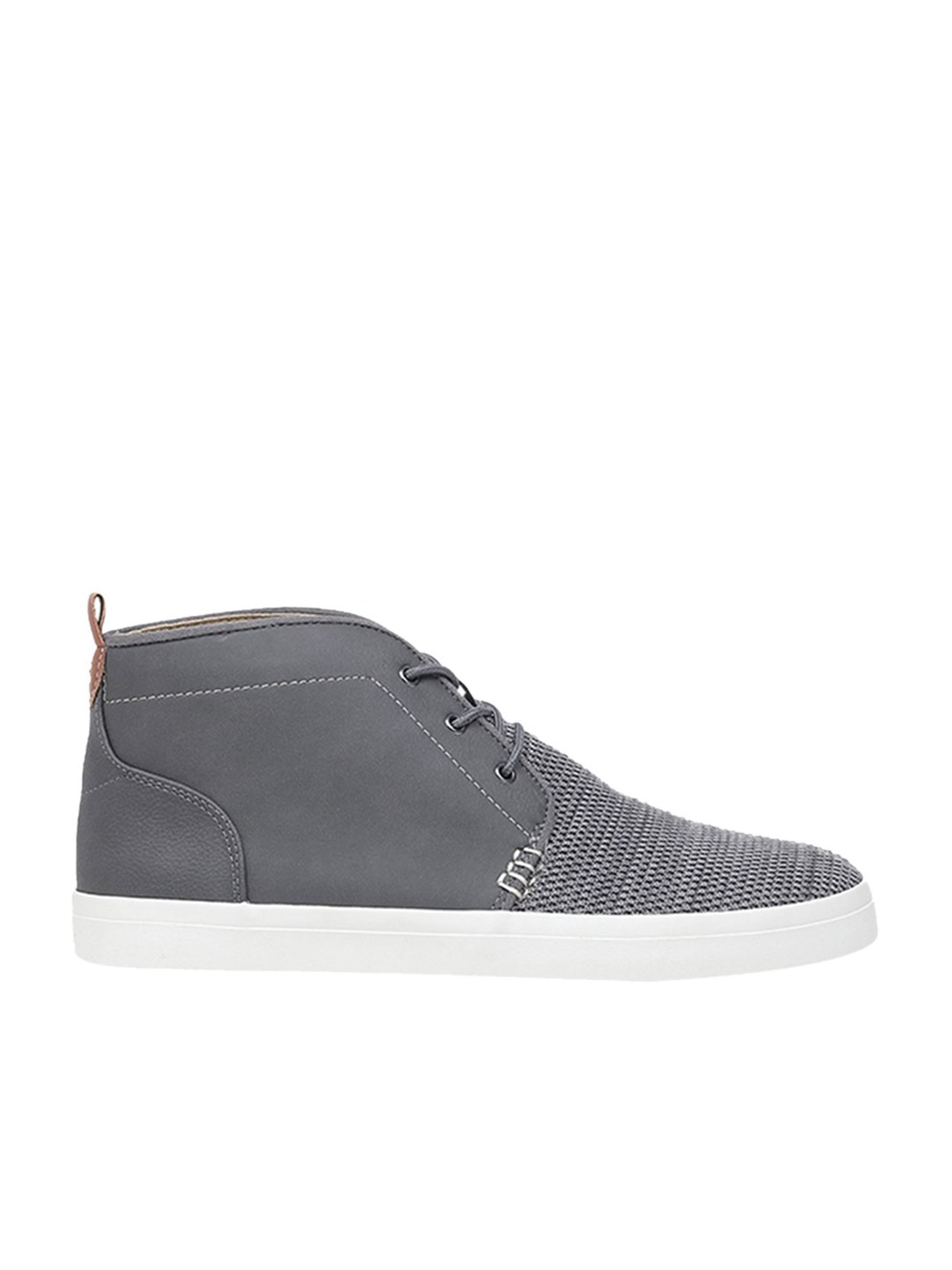 Bata Men's Grey Chukka Boots
