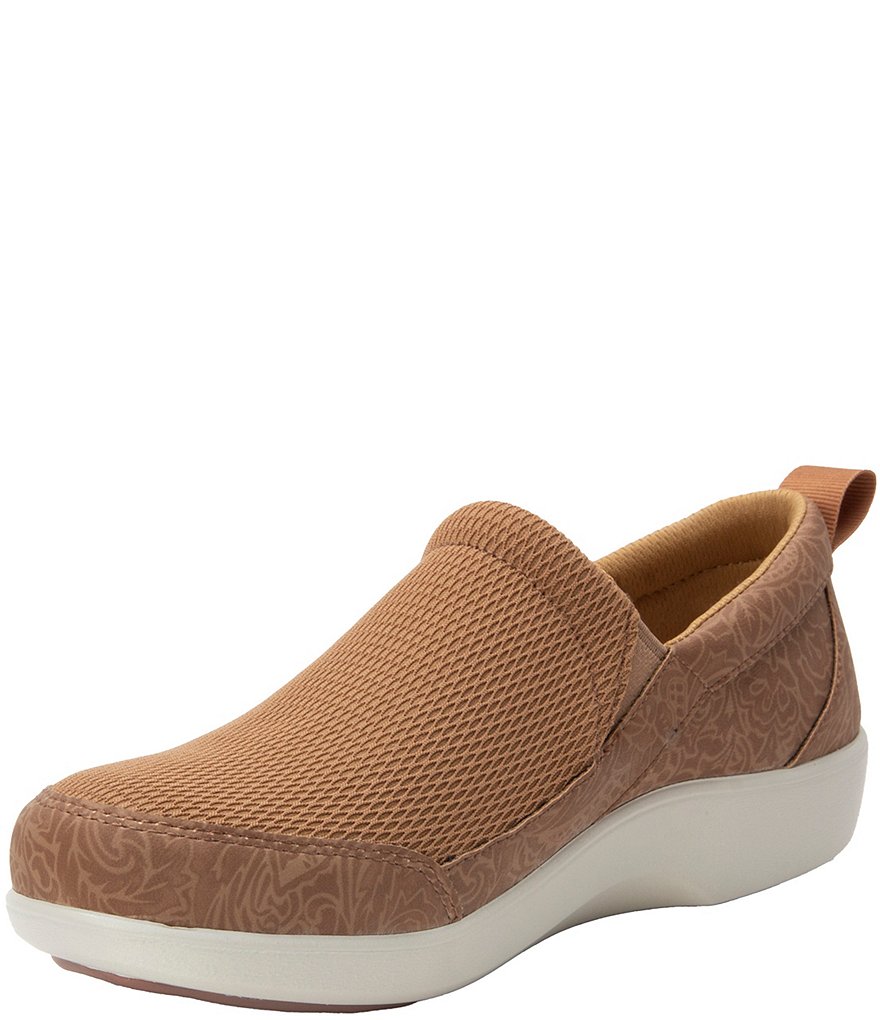 Traq by Alegria Melodiq Pedometer Slip-Ons