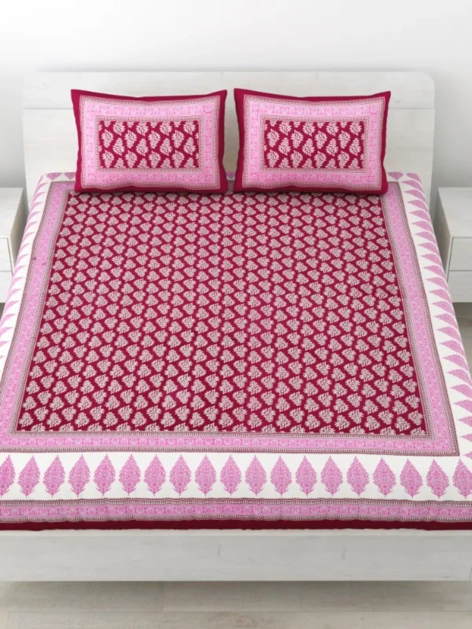 Living Roots Printed Pink 240 TC Cotton Bedsheet with 2 Pillow Covers