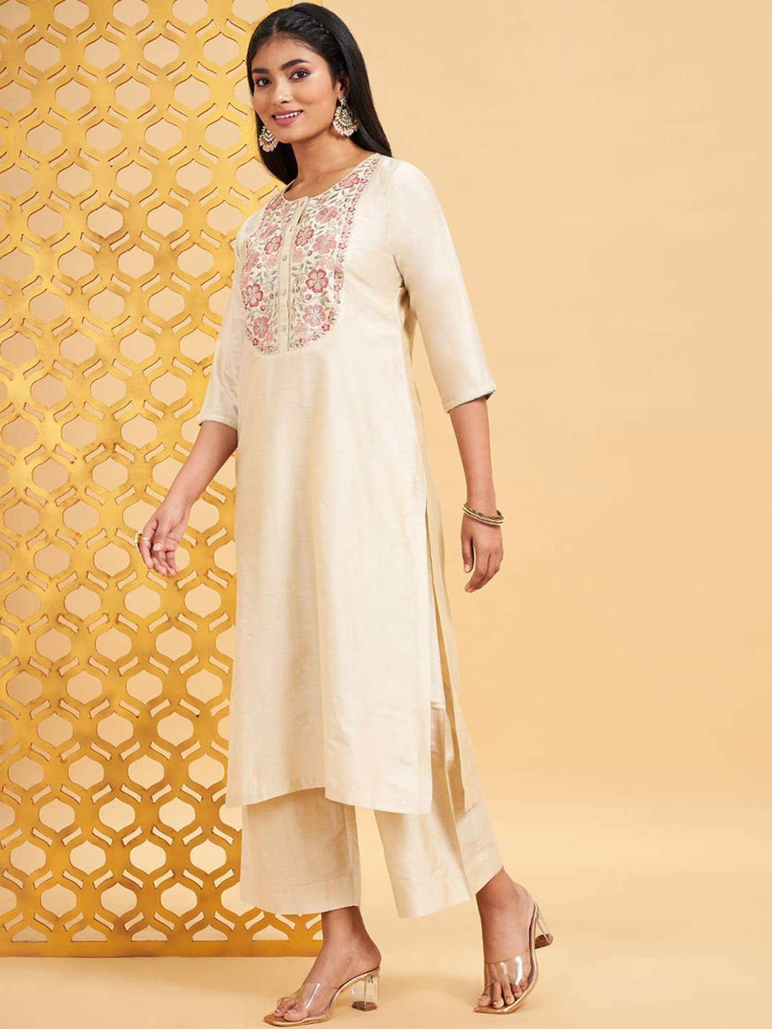Rangmanch by Pantaloons White Embroidered Kurta Palazzo Set With Dupatta