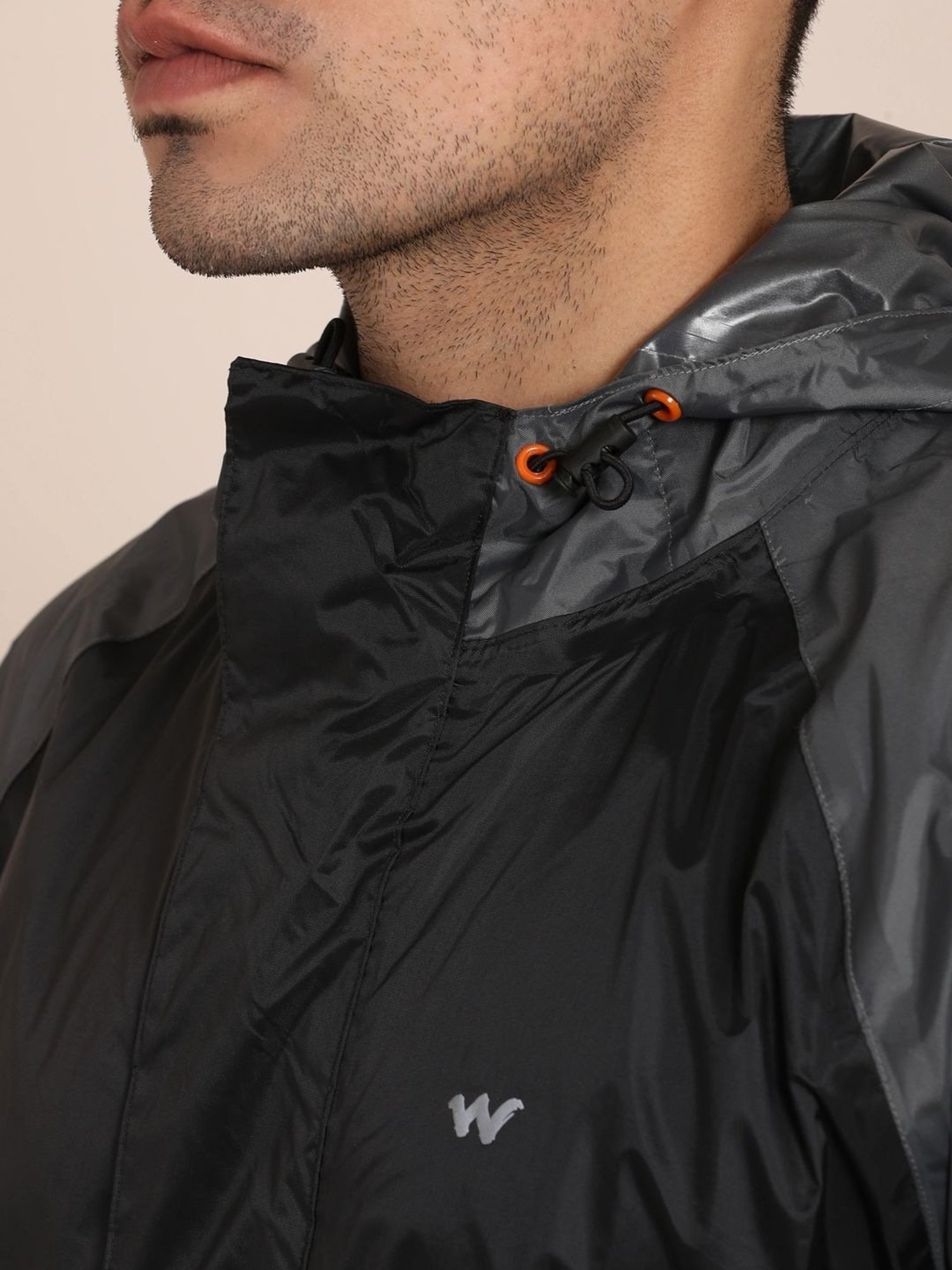 Wildcraft Black & Dark Grey Regular Fit Colour Block Rainwear Jacket
