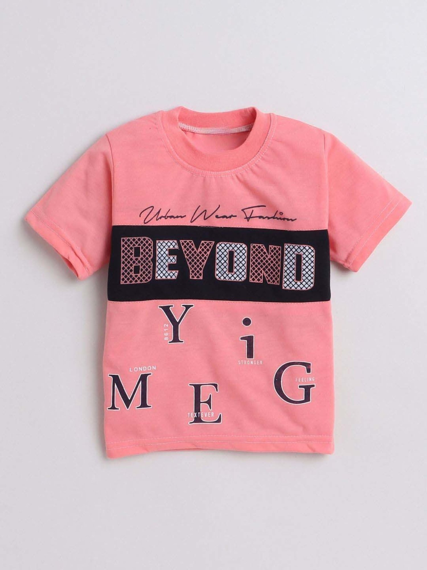 Fourfolds Unisex Pink Printed Clothing Set