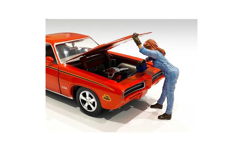 Retro Female Mechanics Figurines 4 piece Set for 1/24 Scale Models by American Diorama