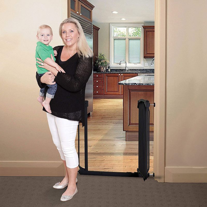 Dreambaby L778B Chelsea 28-39 Inch Wide Auto-Close Baby & Pet Wall to Wall Safety Gate with Stay Open Feature for Doors, Stairs, and Hallways, Black