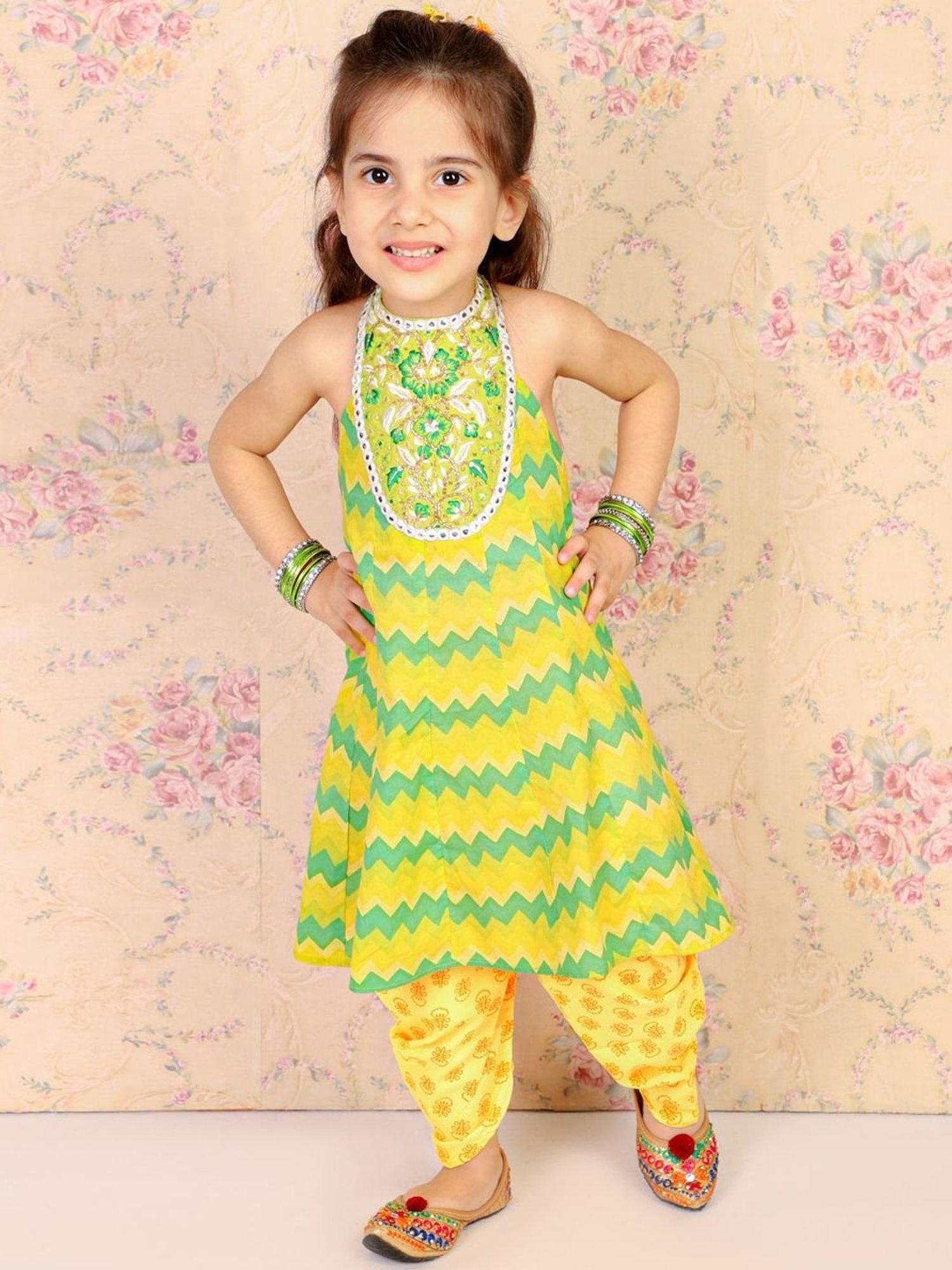 TWISHA Kids Green & Yellow Cotton Embroidered Top Set