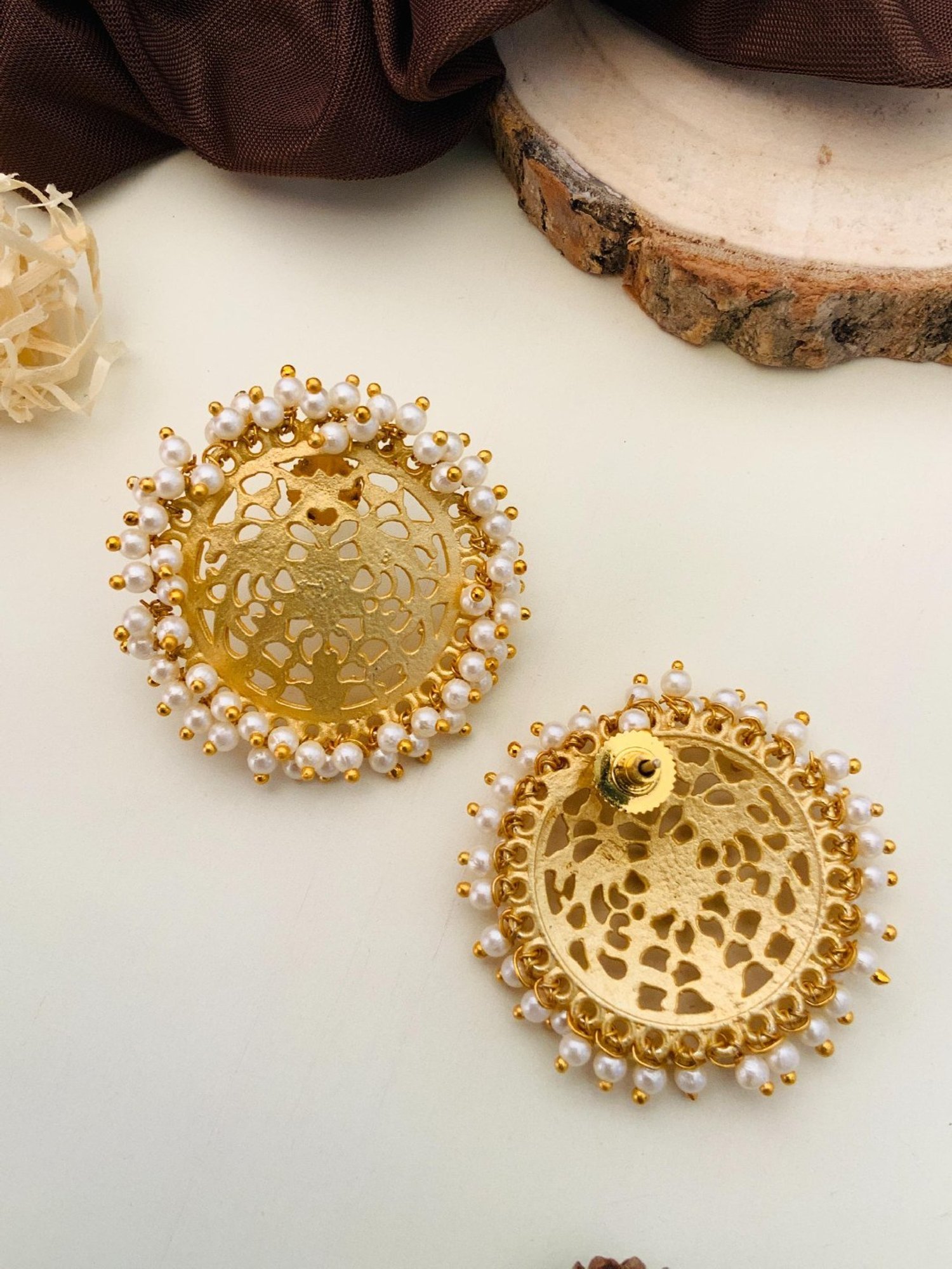 Abdesigns Stunnig Gold-Plated Stud Earrings