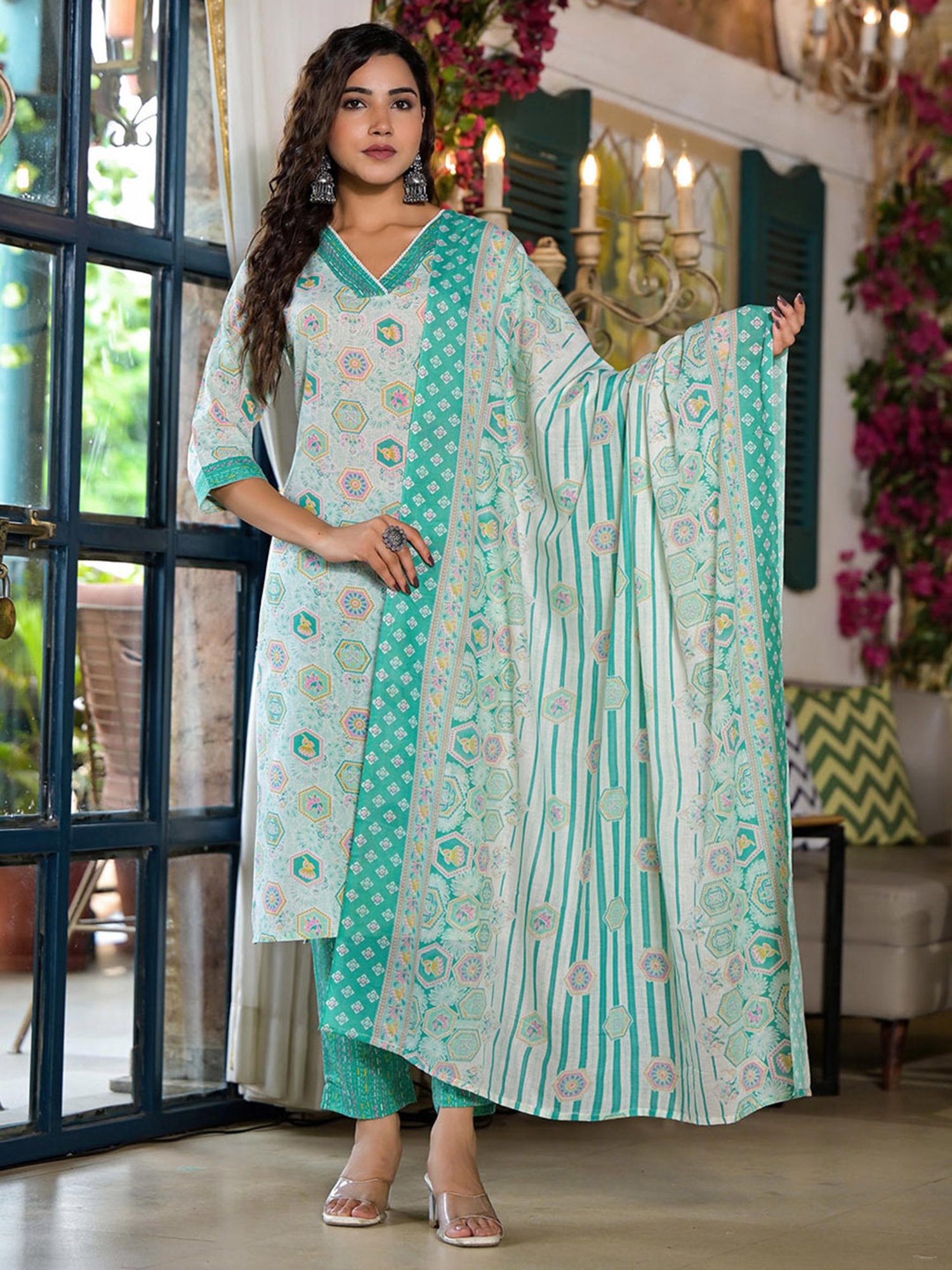 Juniper Green Floral Print Kurta With Pant & Dupatta