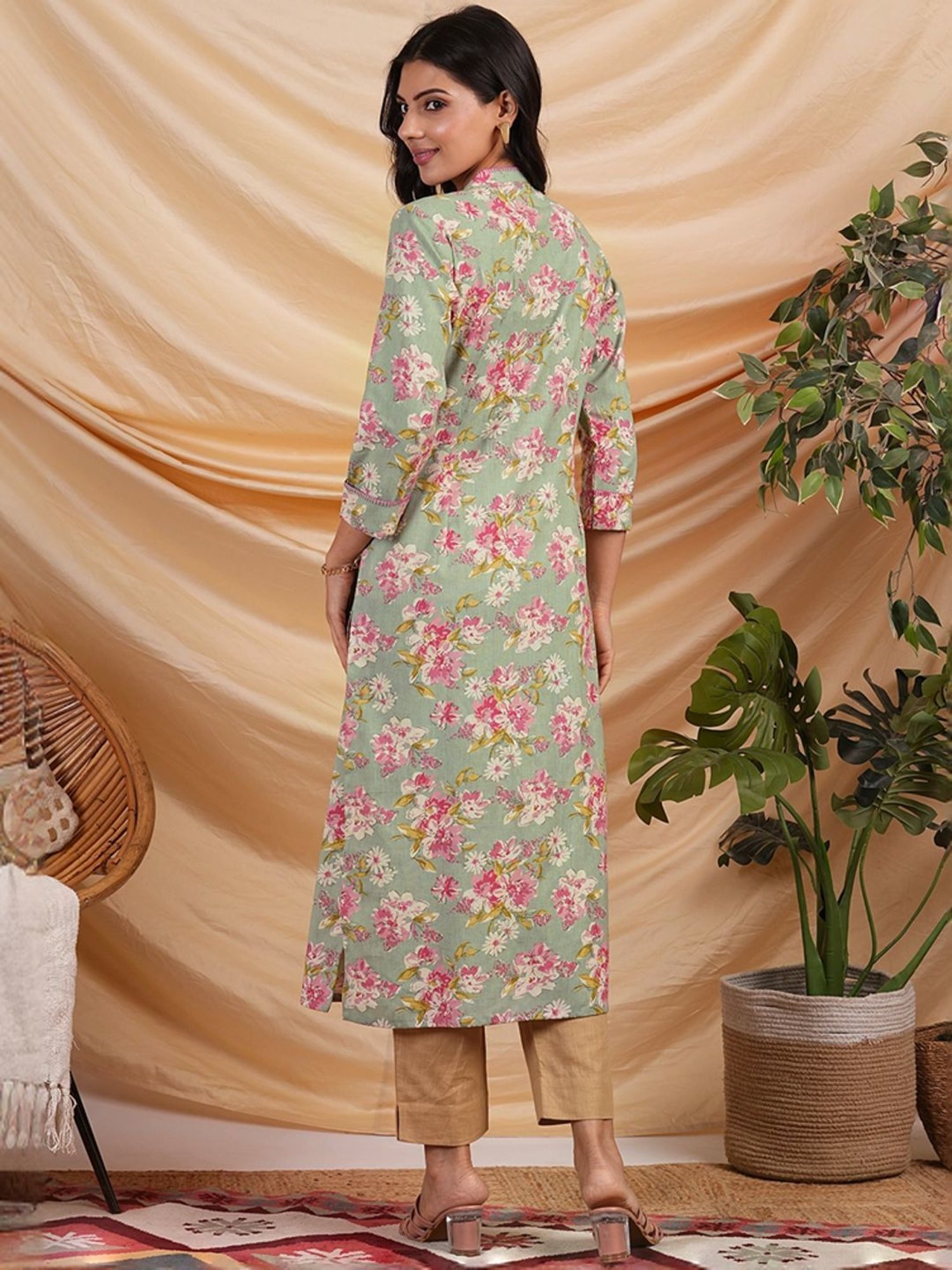 Kami Kubi Green Cotton Printed Straight Kurta