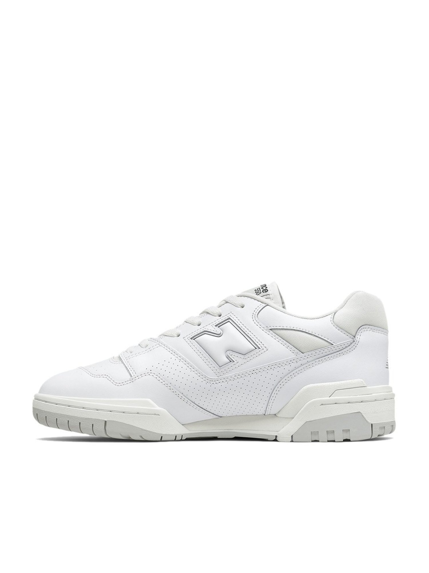 New Balance Men's White Casual Sneakers