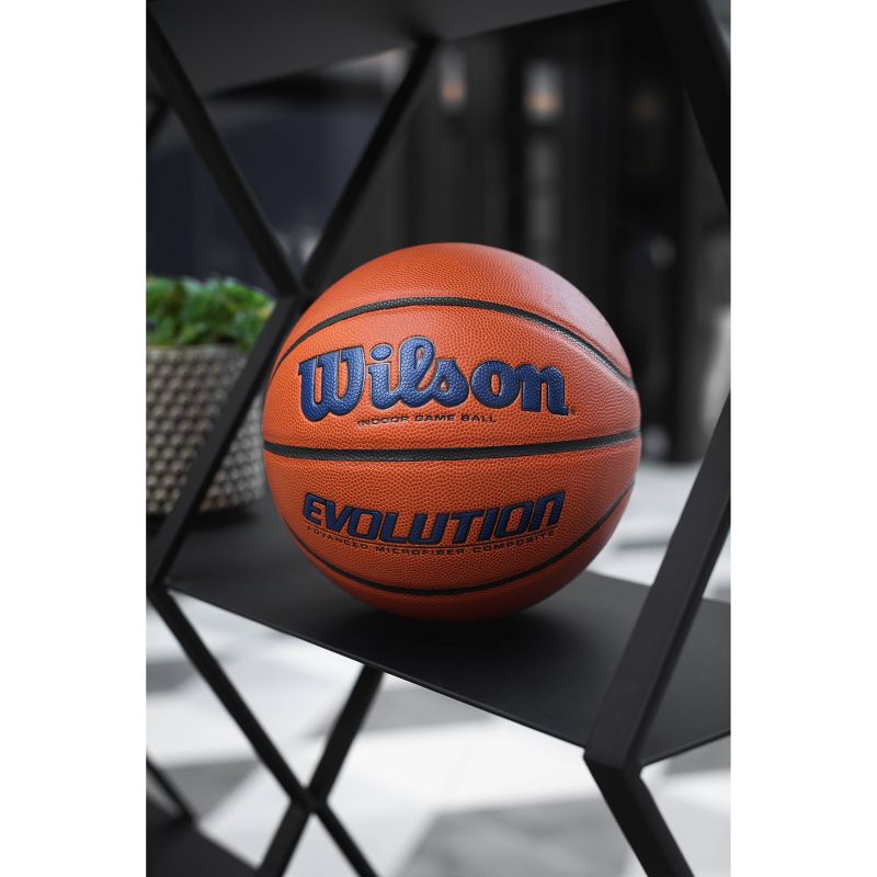 Wilson 28.5'' Evolution Game Basketball – Navy