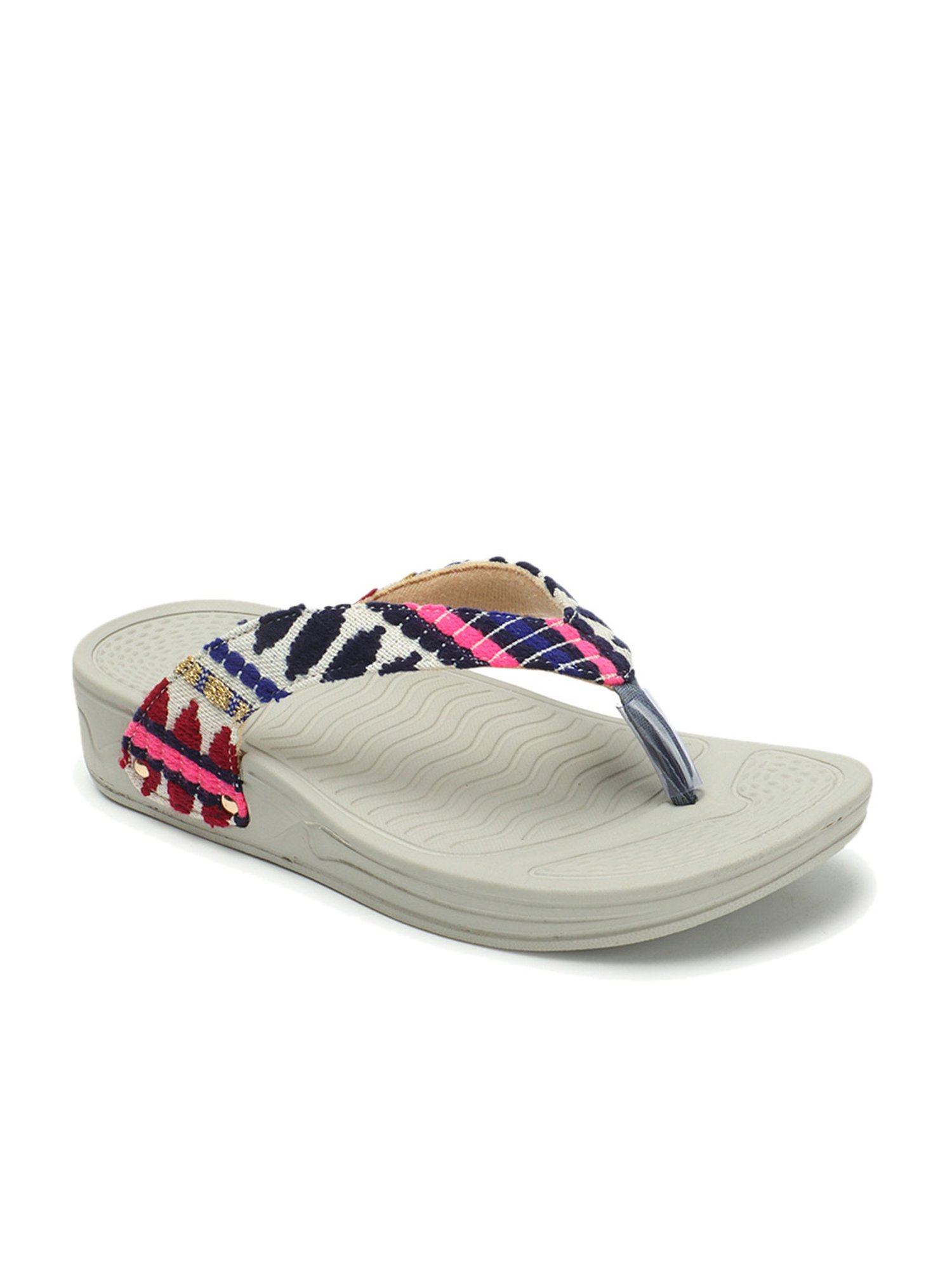 CL Sports by Carlton London Women's Purple Thong Wedges