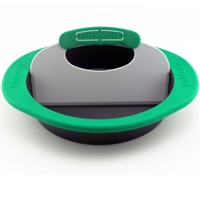 BergHOFF Perfect Slice 9" Steel Round Cake Pan with Silicone Sleeve and Tool
