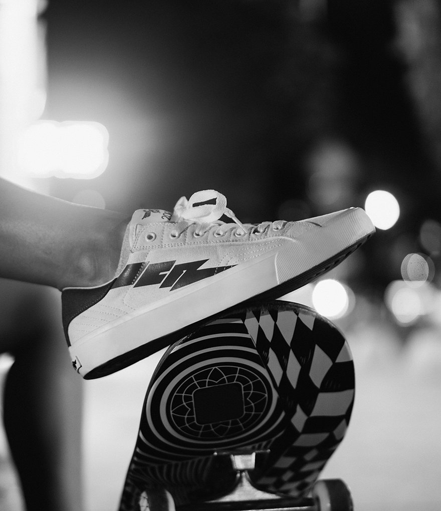 Creative Recreation Women's Zeus Lo Canvas Lace-Up Sneakers