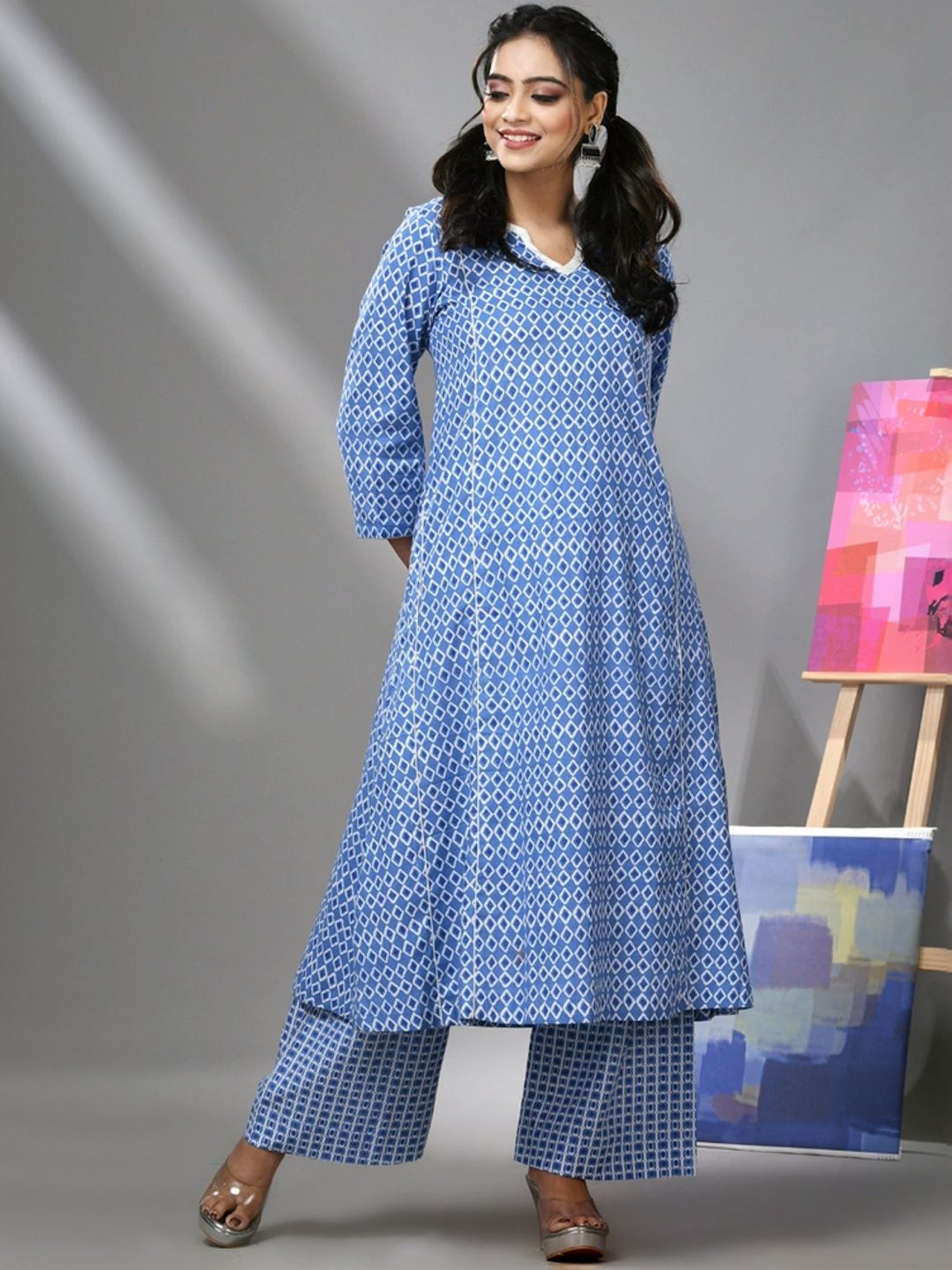 Charukriti Blue Cotton Printed Straight Kurta
