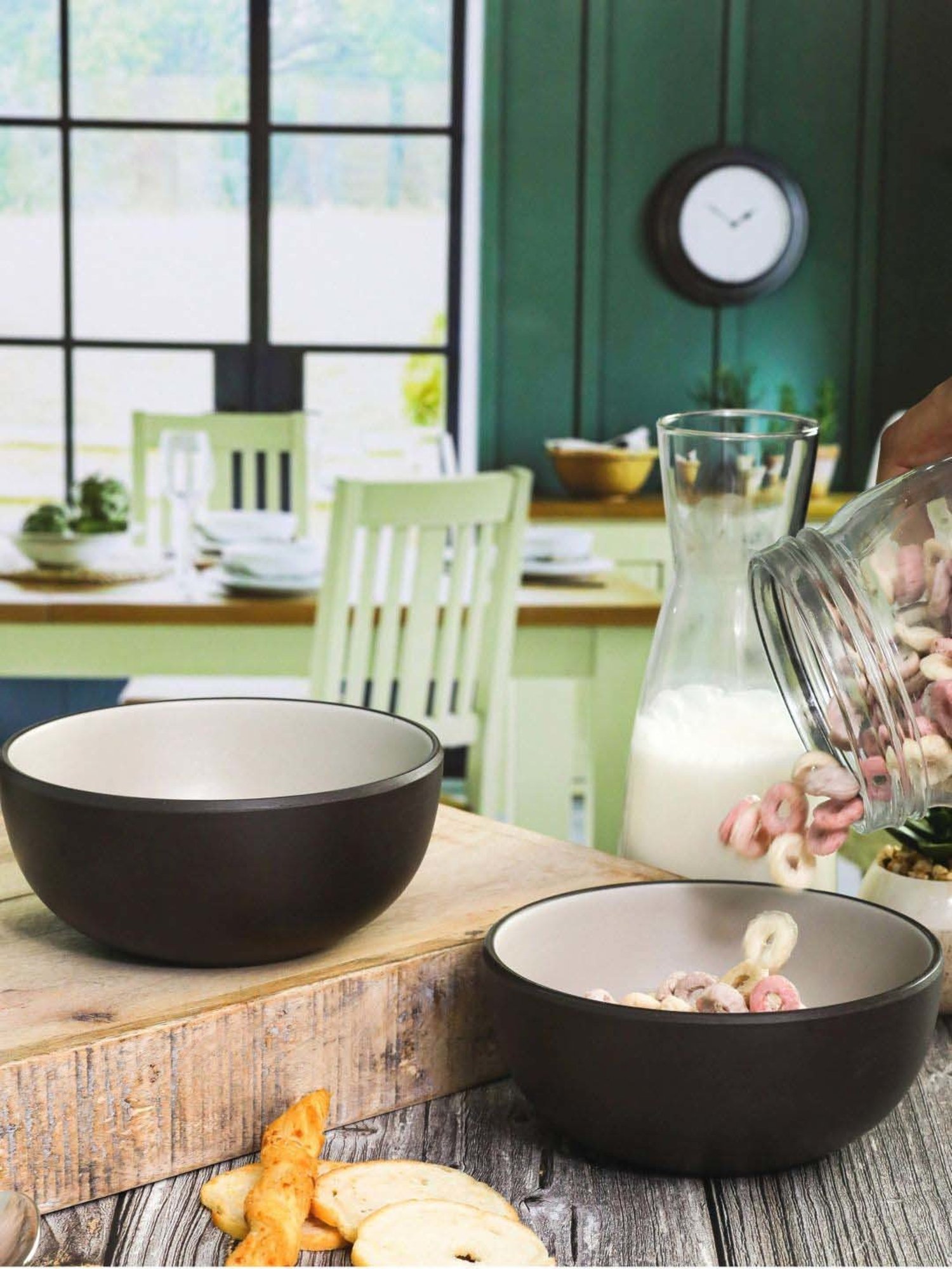 Servewell Cons. Green Black Melamine 14.5 cm 2 Tone Serving Bowls (0.66 L) - Set of 2