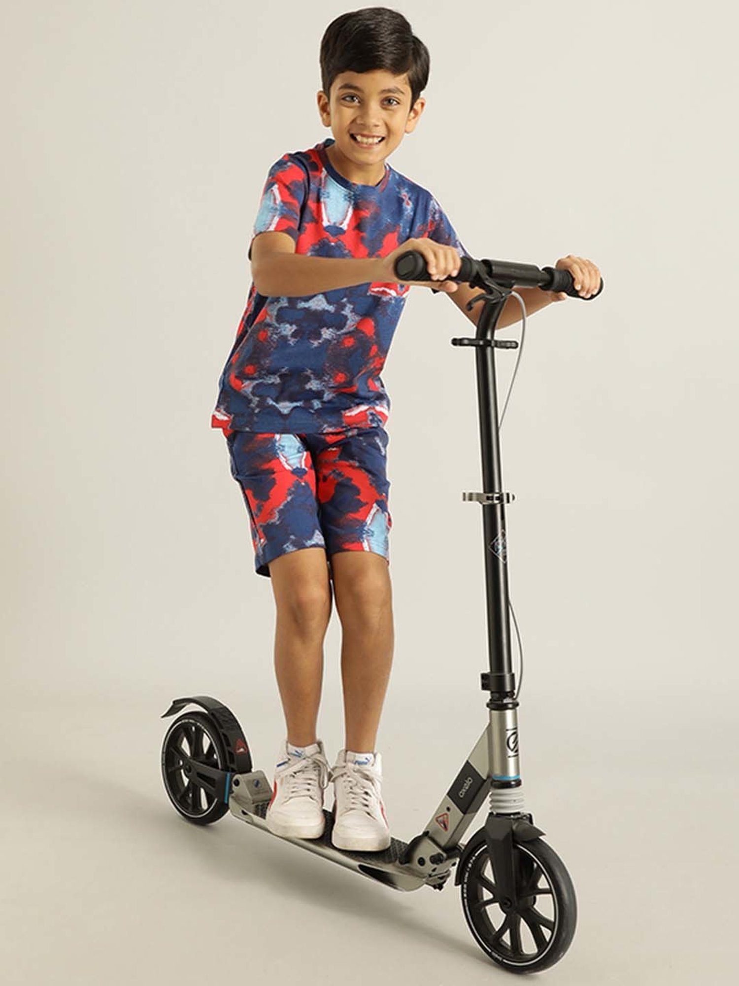 Indian Terrain Boys Navy & Red Cotton Printed T-Shirt